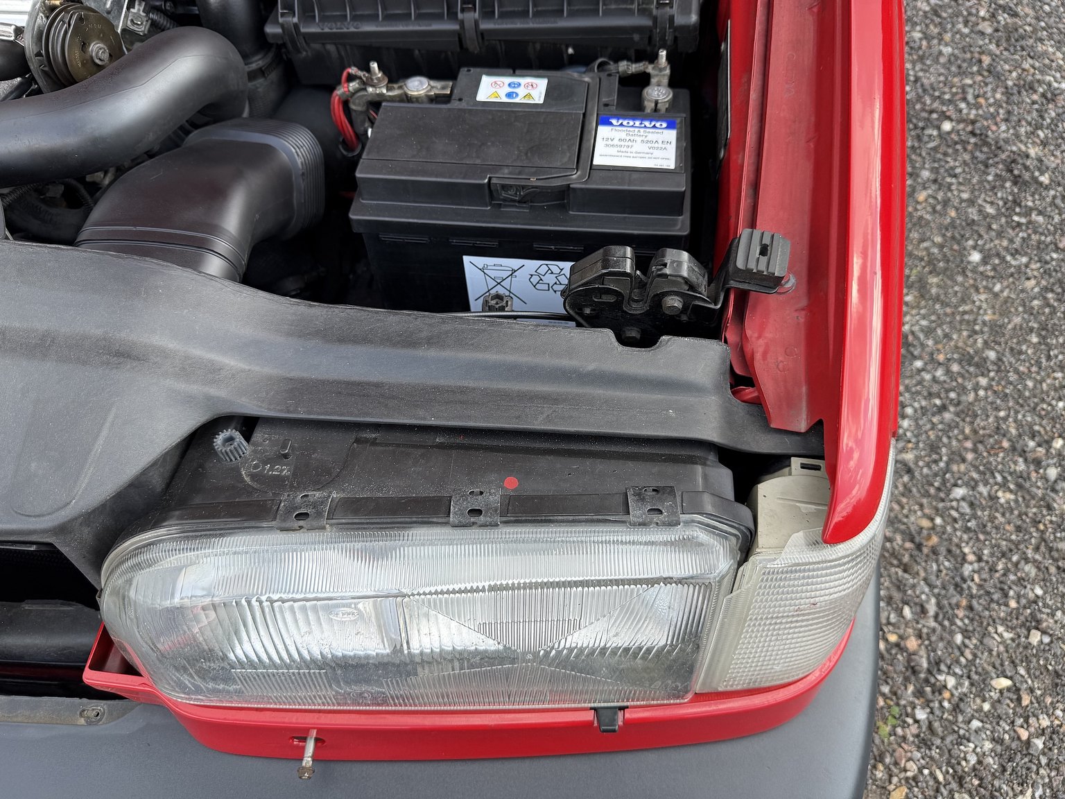 Image of 1996 Volvo 850 R "T-Röd" mechanics