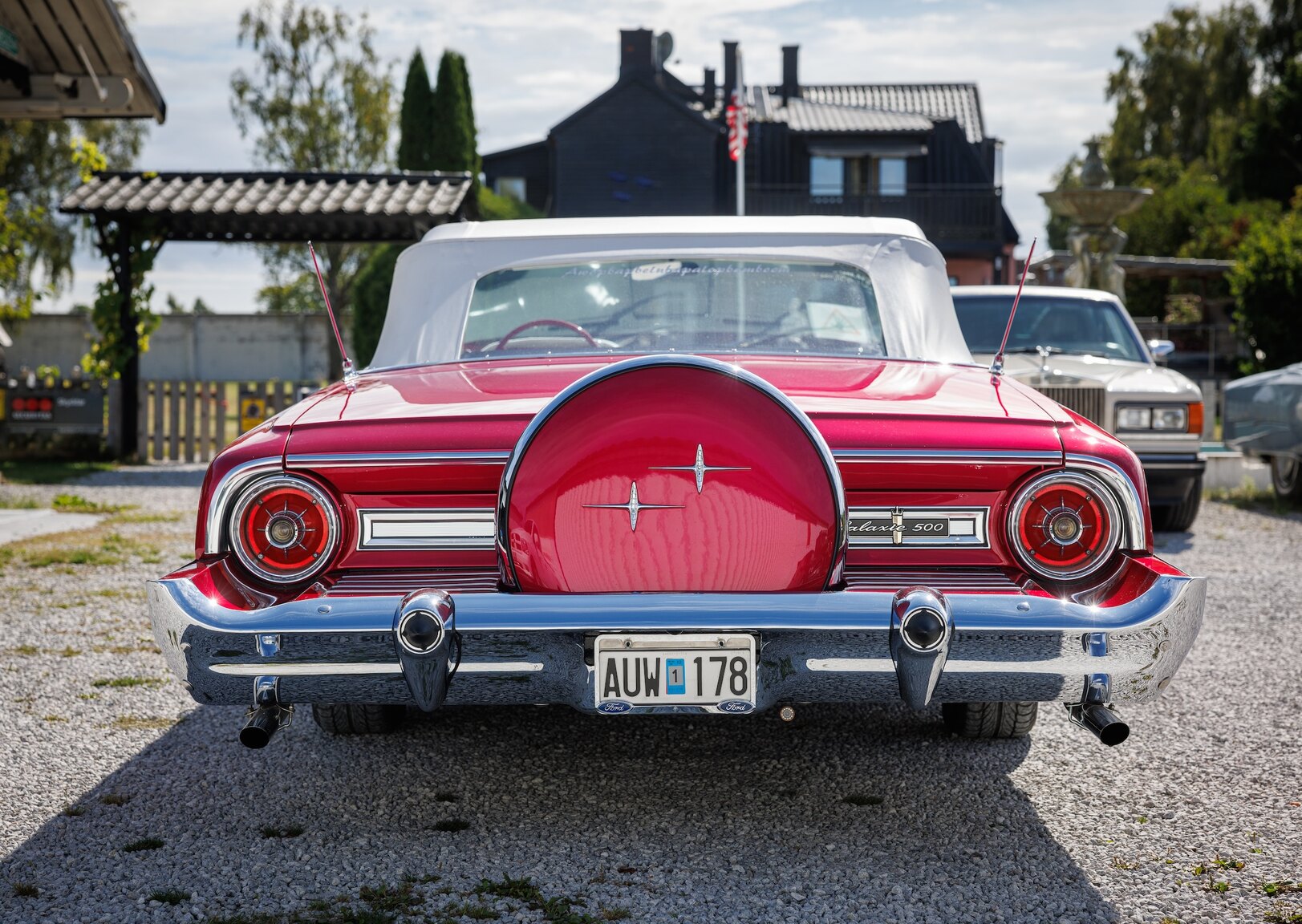 Exterior image of 1964 Ford Galaxie 500