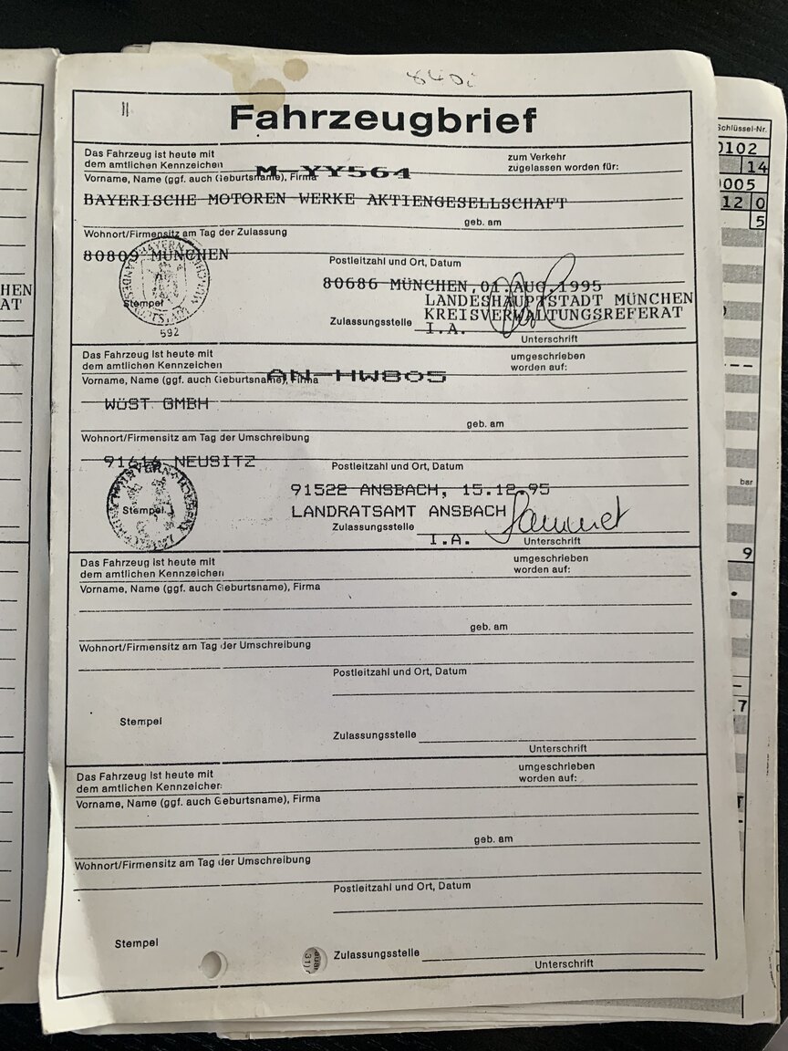 Dokumentation för 1995 BMW 840i (2)