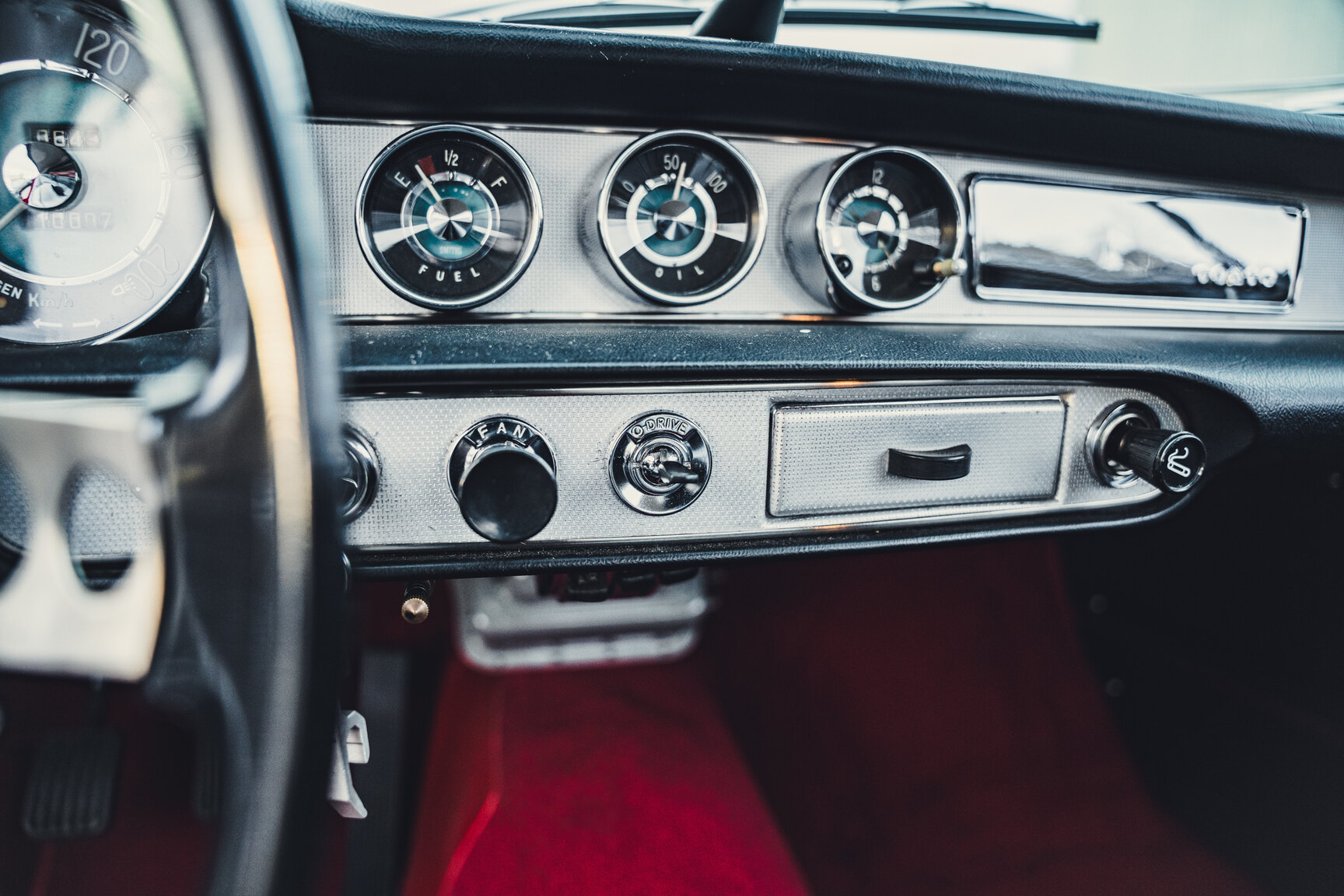 Interior image of 1963 Volvo P1800 S