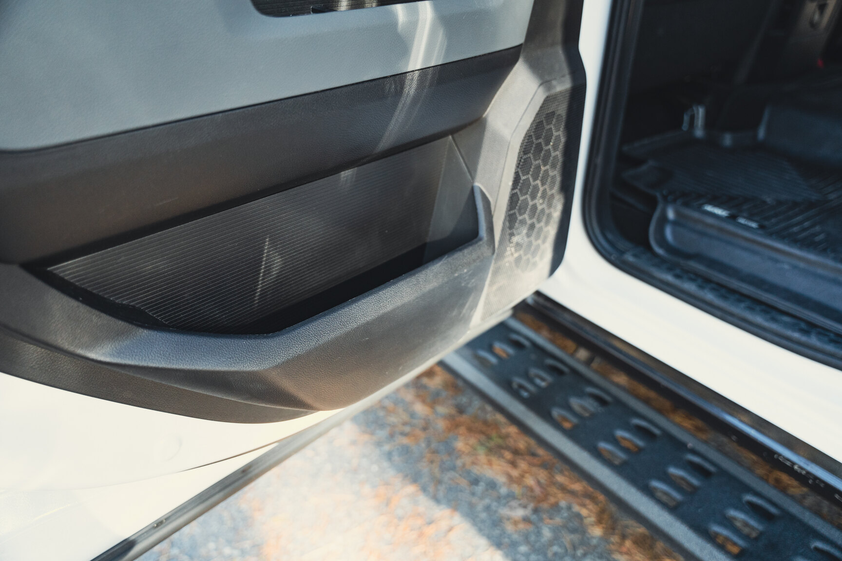 Innenraumfoto von 2017 Dodge Ram 1500 AEV (75)