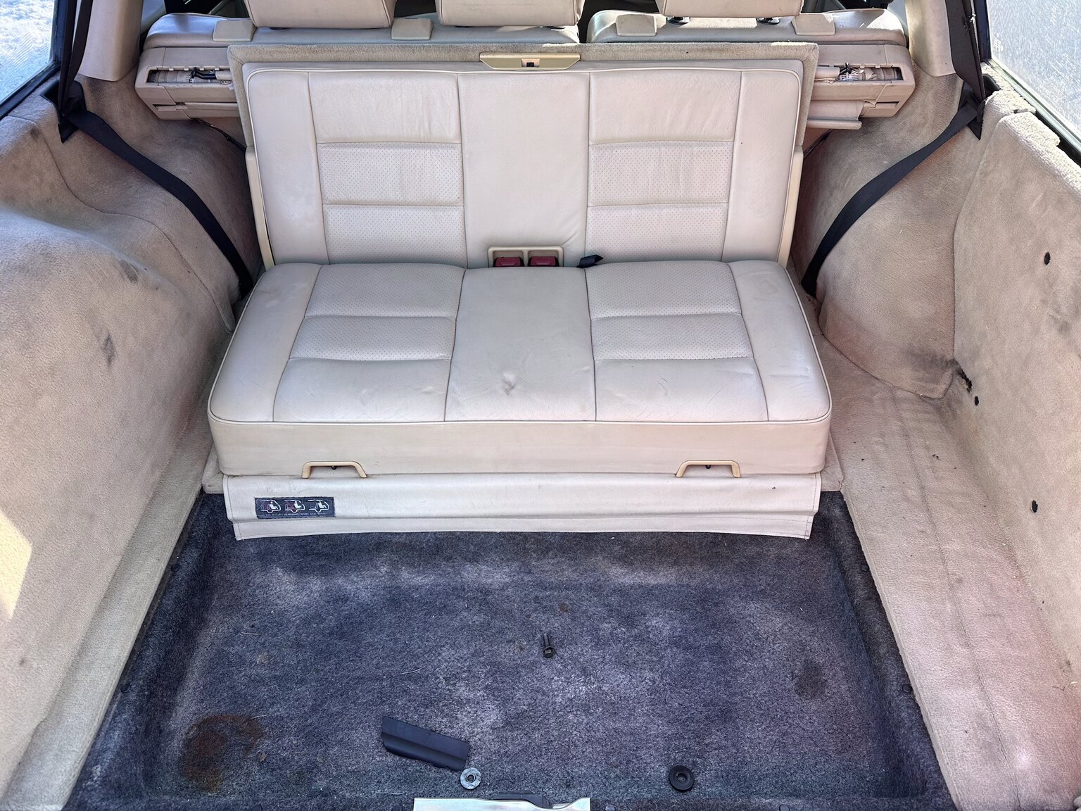 Interiörbild 1992 Mercedes-Benz 300 TE-24