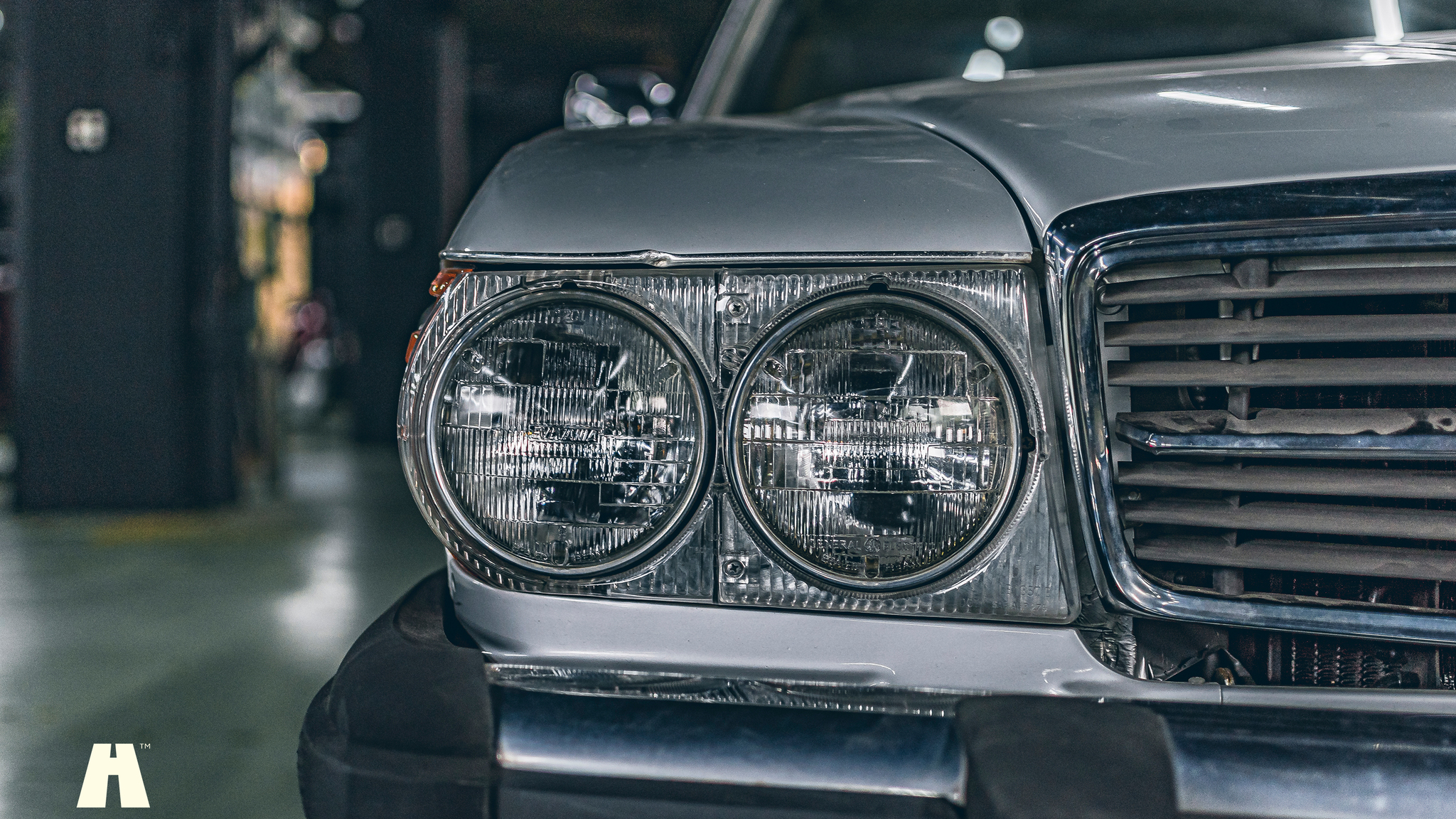 Aussenfoto 1974 Mercedes SLC450 Project