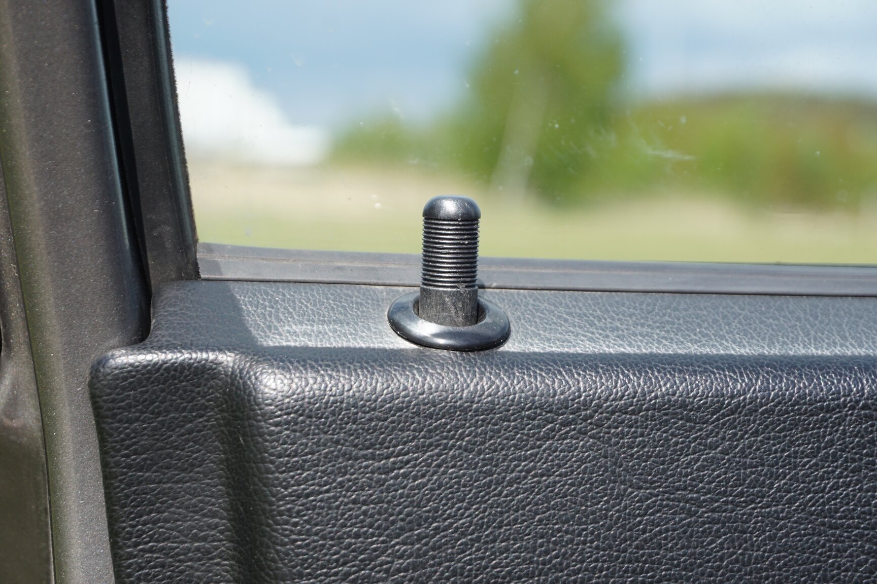 Interior image of 1985 Porsche 944 "NO RESERVE AUCTION"