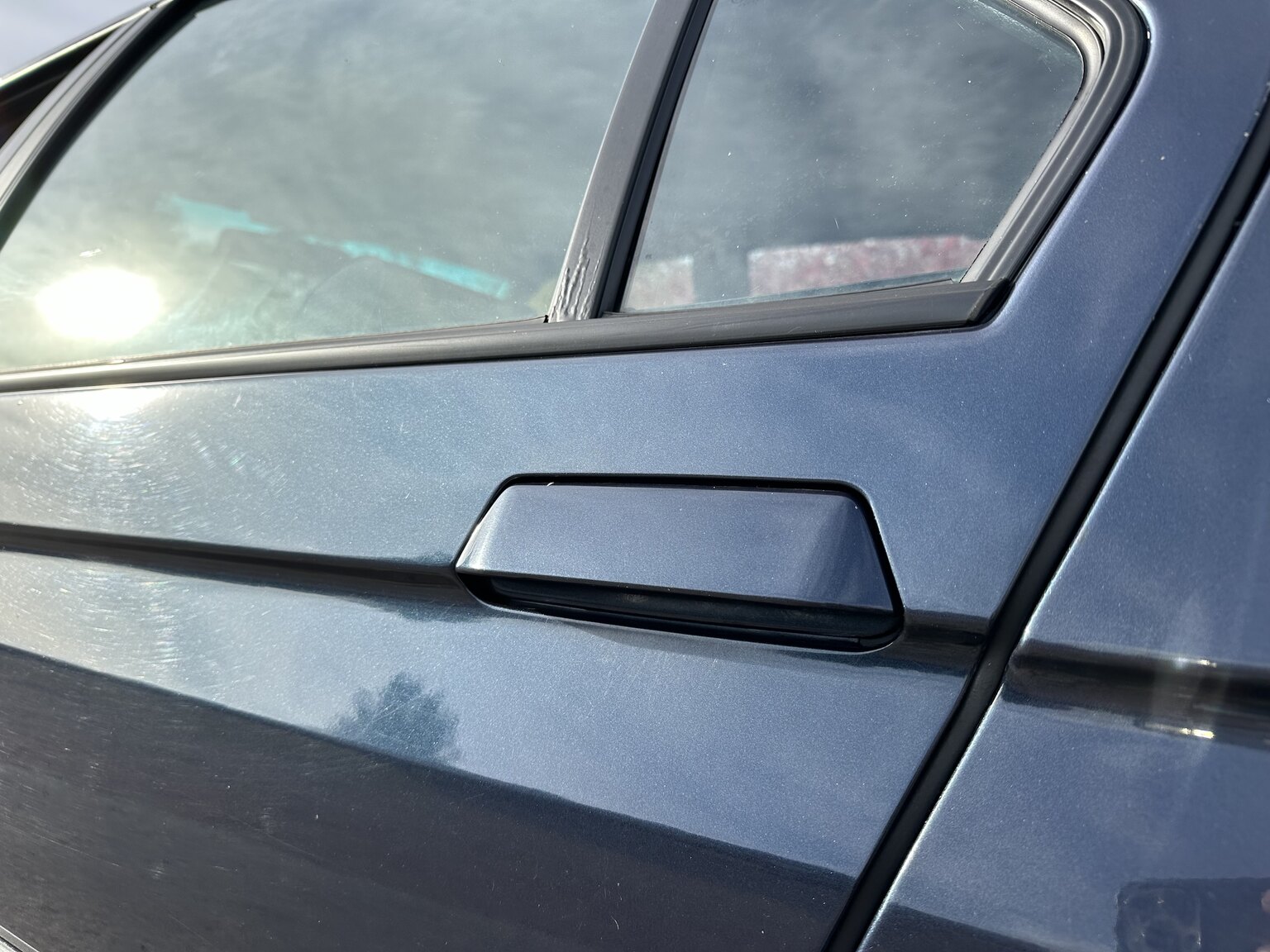 Exterior image of 1994 Alfa Romeo 164