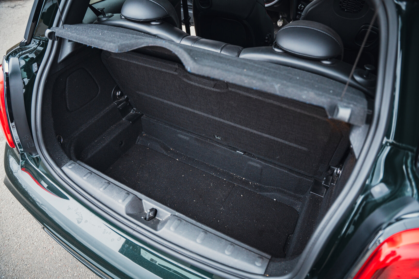 Interior image of 2017 Mini Cooper JCW (48)