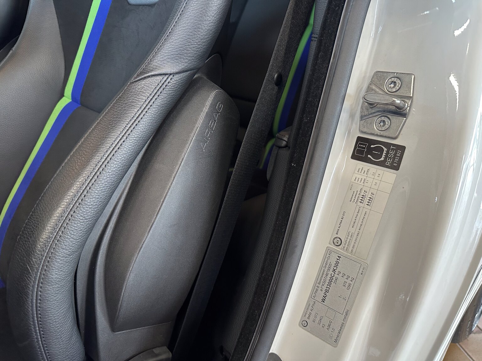 Interiörbild 2012 ALPINA B3 GT3 Switch-Tronic