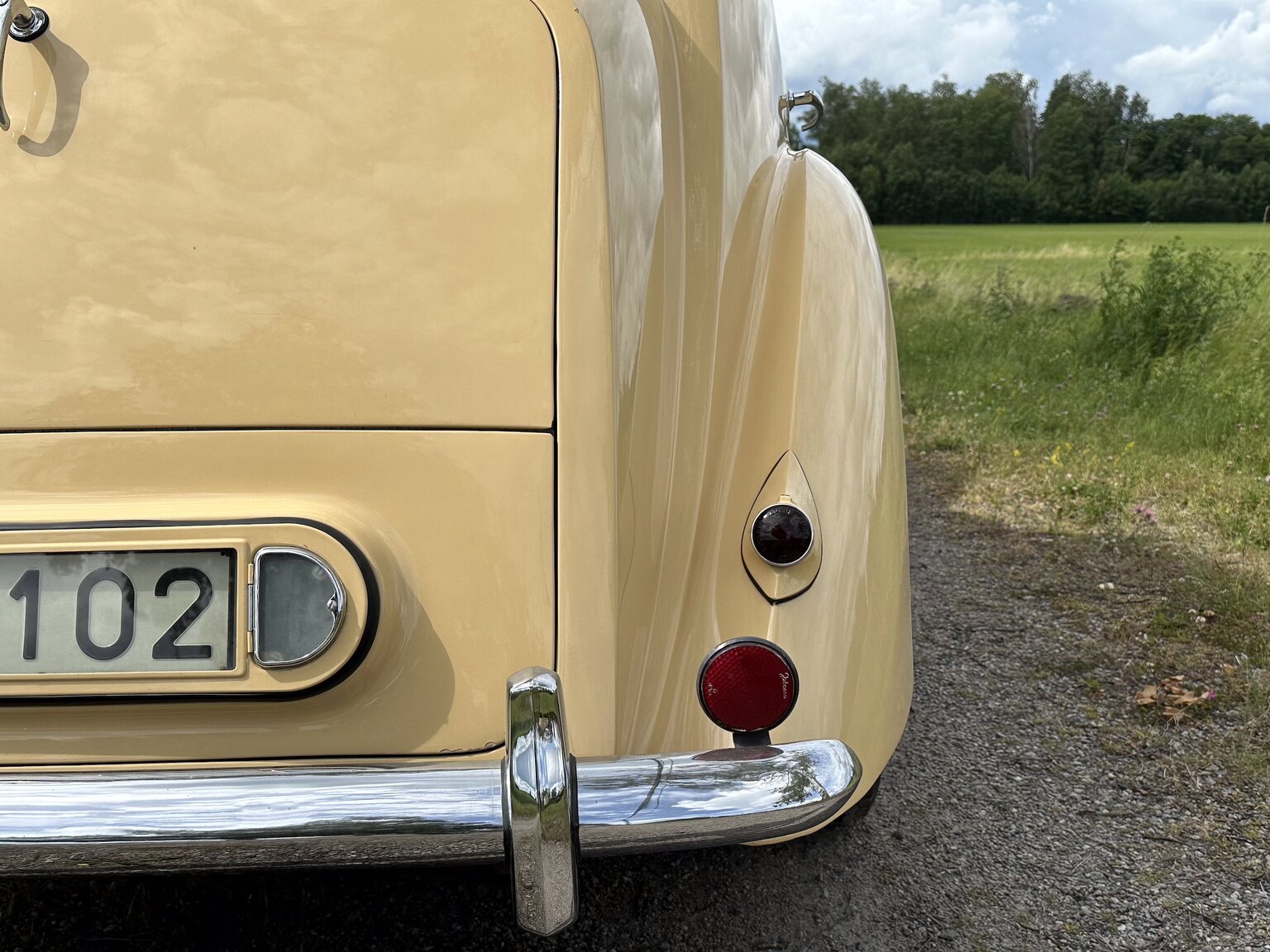 Exteriörbild på 1947 Bentley Mark IV Sport Saloon