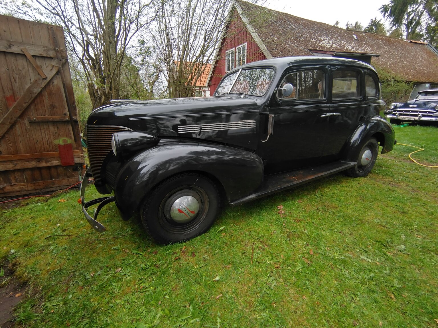 Exteriörbild på 1939 Chevrolet Master De Luxe Sedan Sport