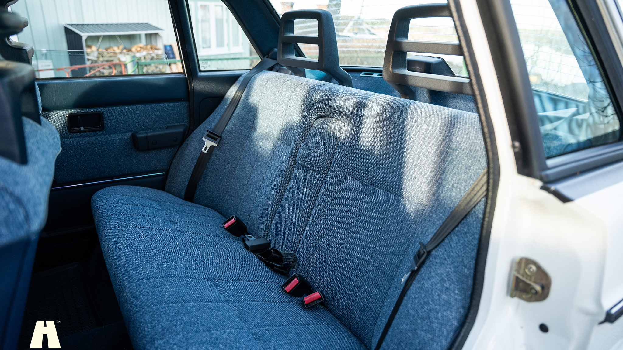 Innenraumfoto von 1988 Volvo 240 GL