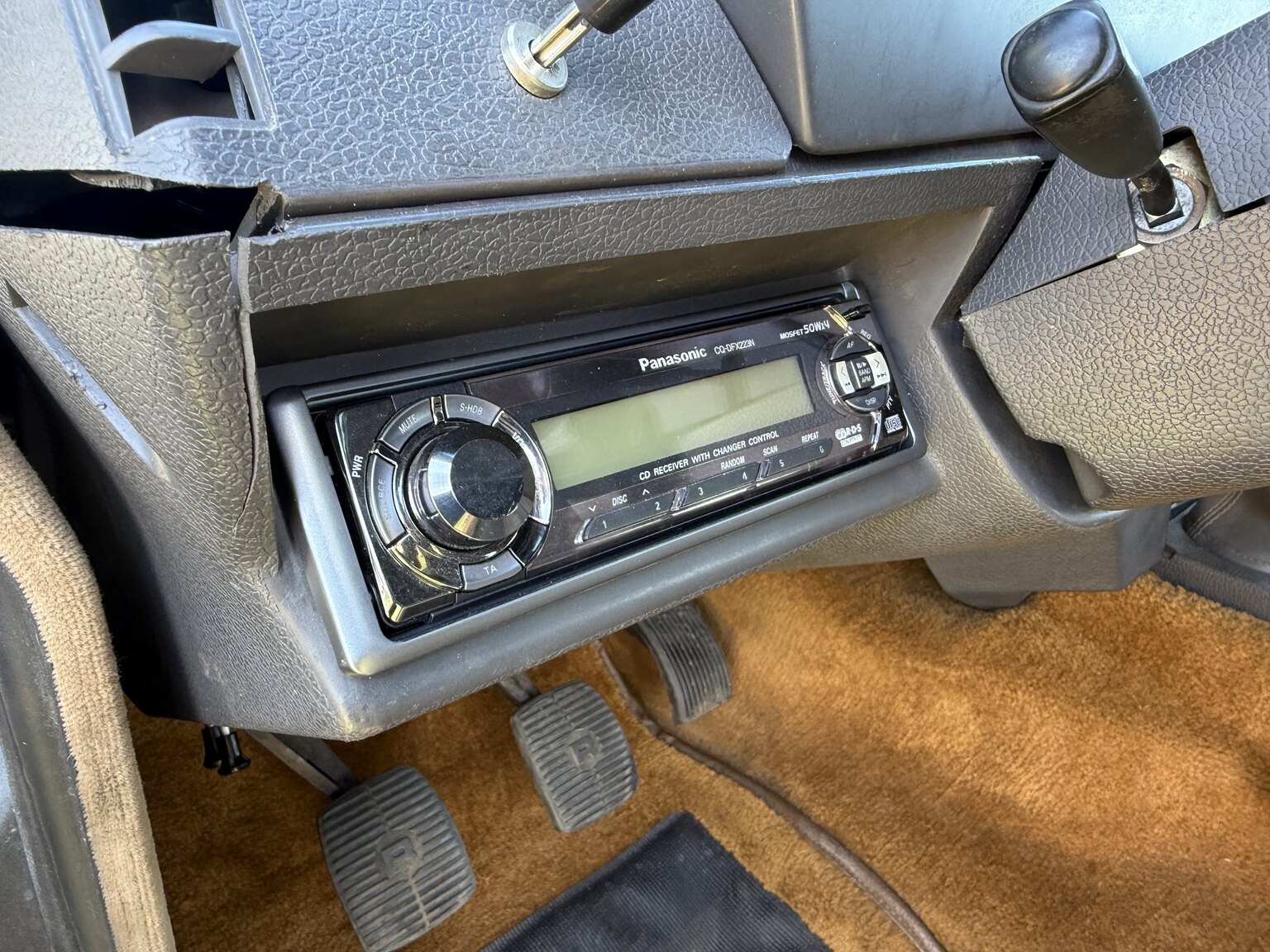 Interior image of 1985 Land Rover Range Rover 3.5 V8