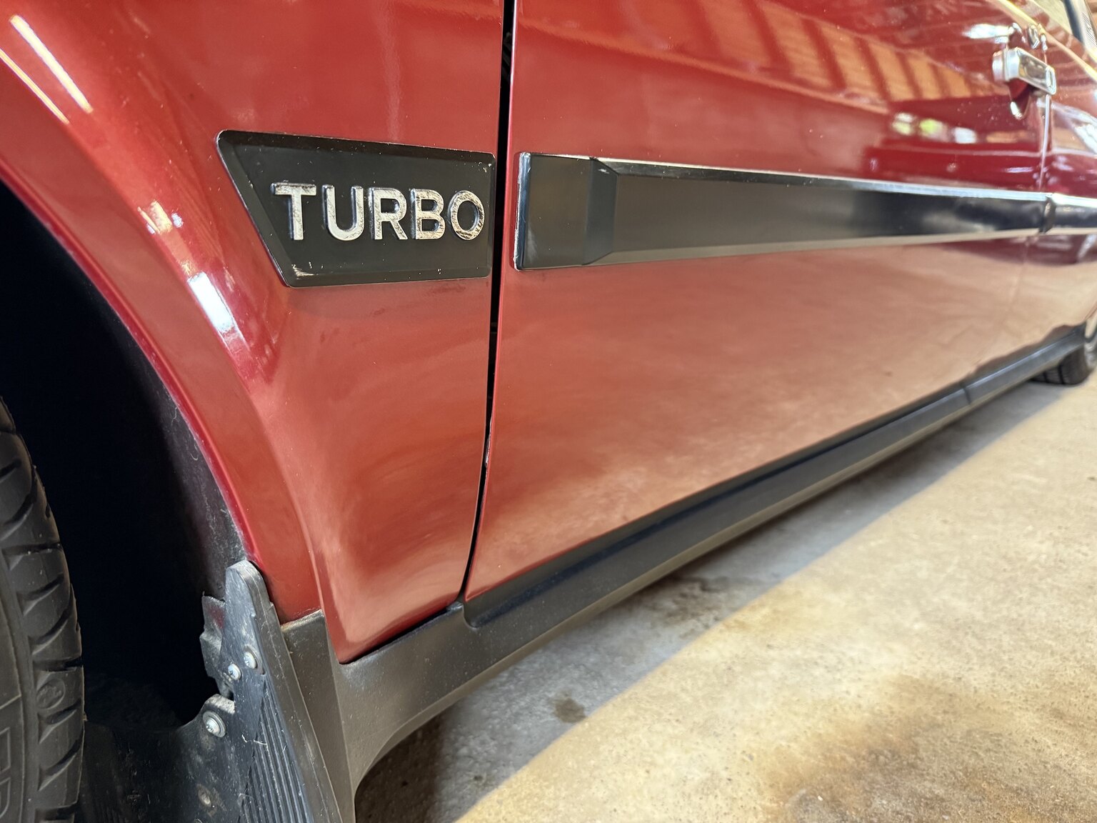 Exterior image of 1988 Citroën CX 25 2.5 GTi Turbo II