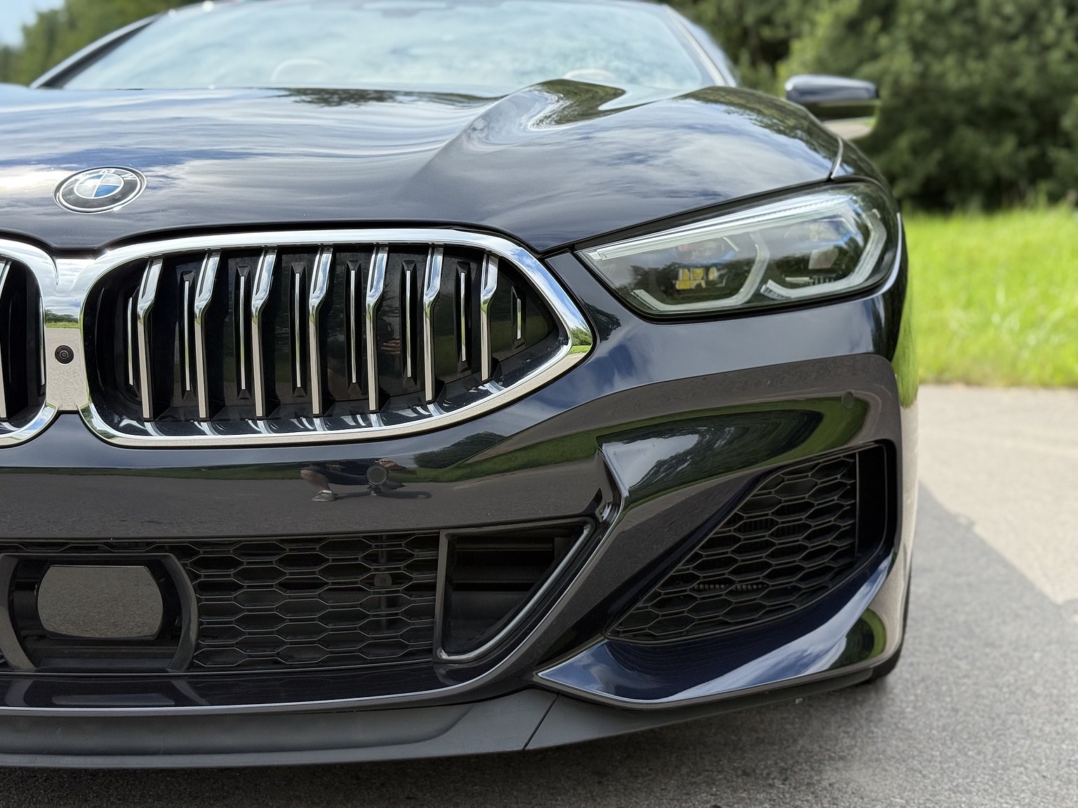 Exterior image of 2019 BMW M850i xDrive Convertible Steptronic