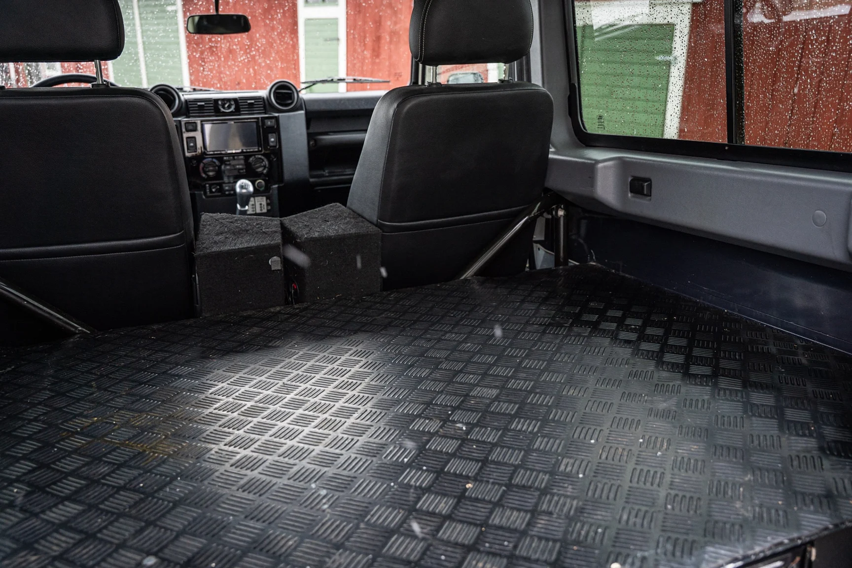 Innenraumfoto von 2015 Land Rover Defender 90 Special (26)