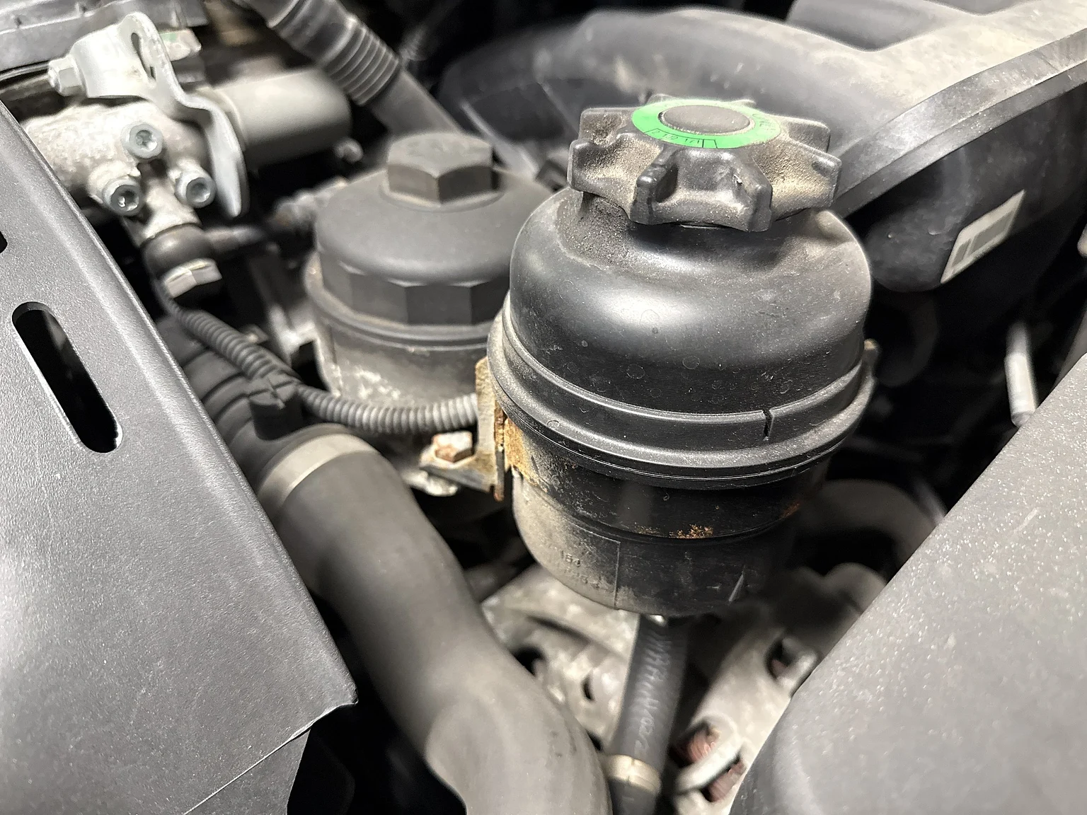 Image of 2002 BMW 520i (7) mechanics