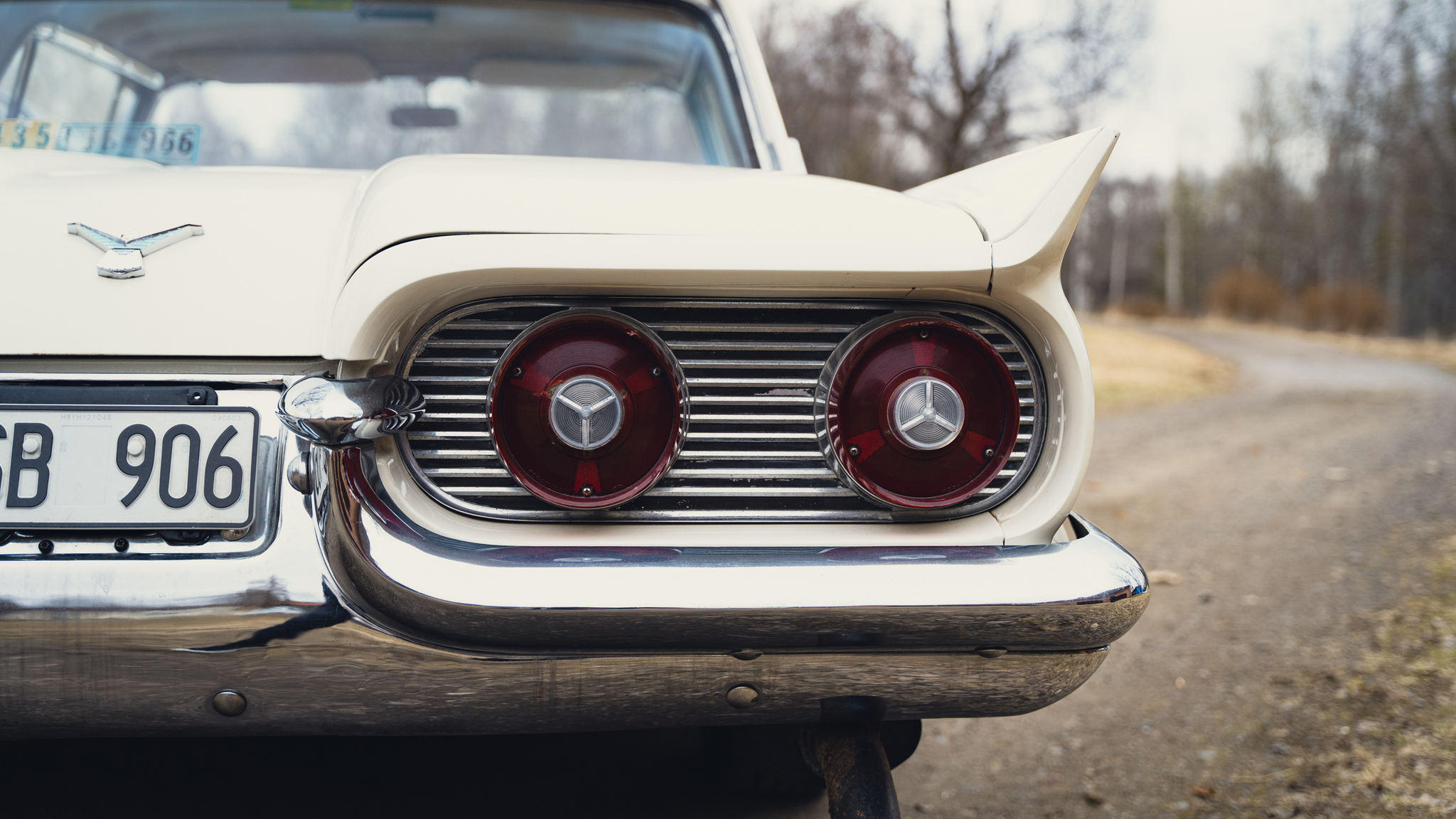 Exteriörbild på 1959 Ford Thunderbird hardtop