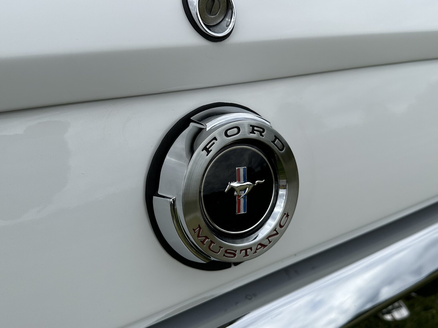 Exteriörbild på 1965 Ford Mustang HT