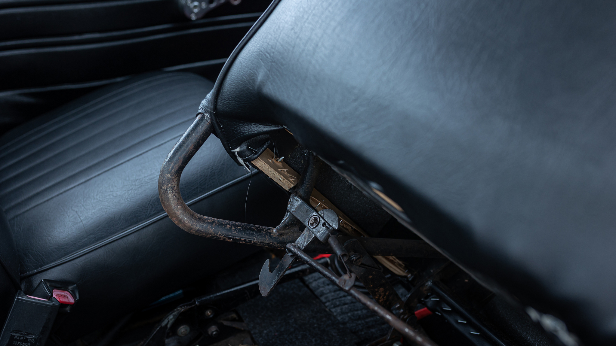 Interior image of 1970 Austin Mini 1000 (35)