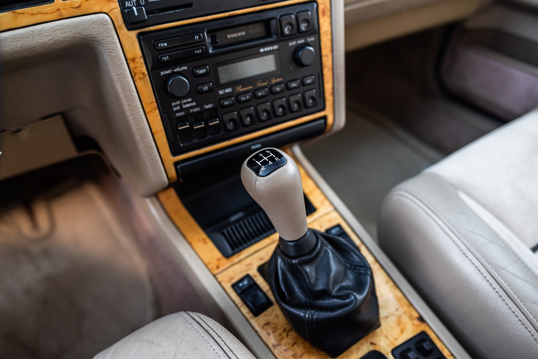 Interior image of 1996 Volvo 850 R