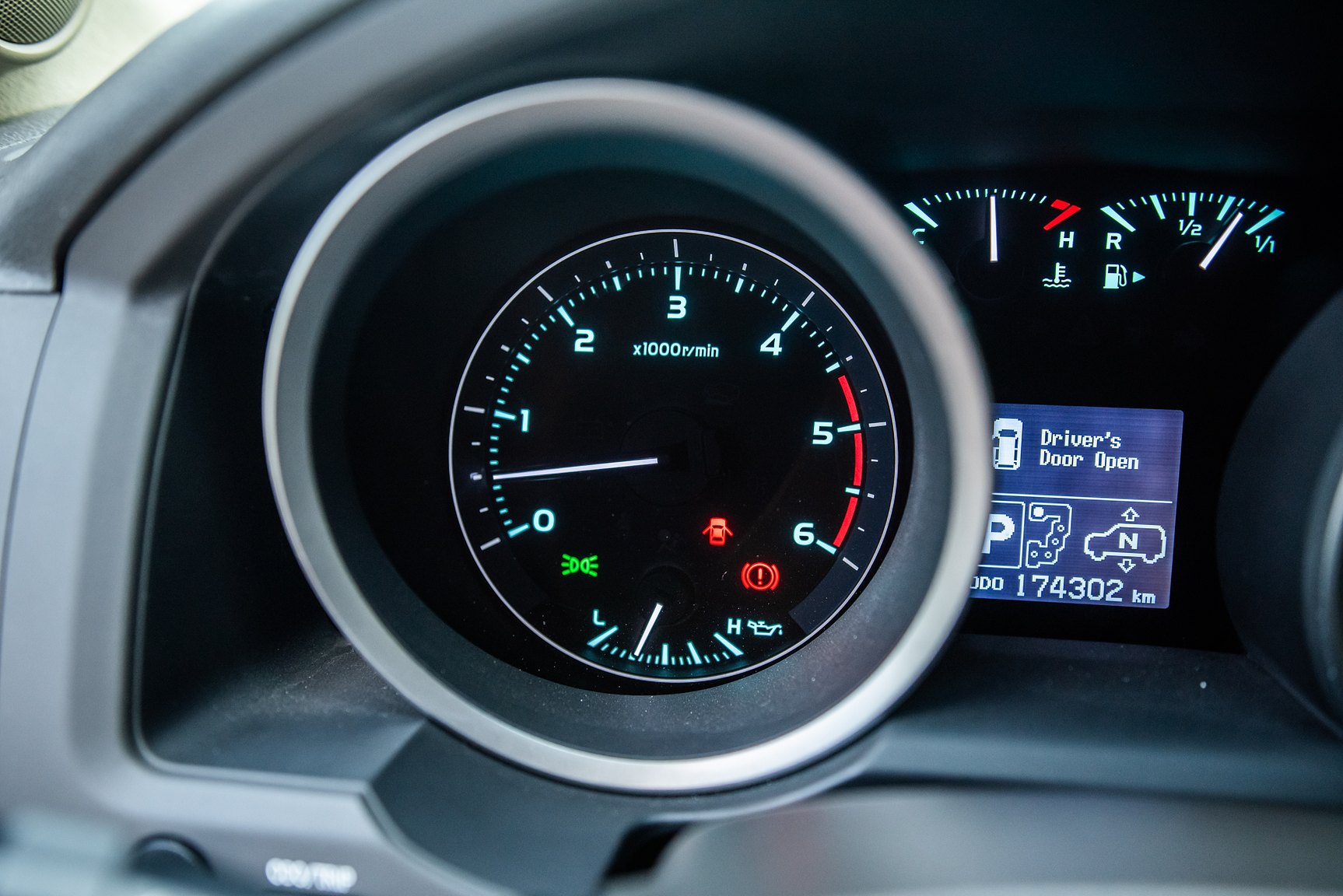 Interior image of 2008 Toyota Land Cruiser 4.5 4WD V8