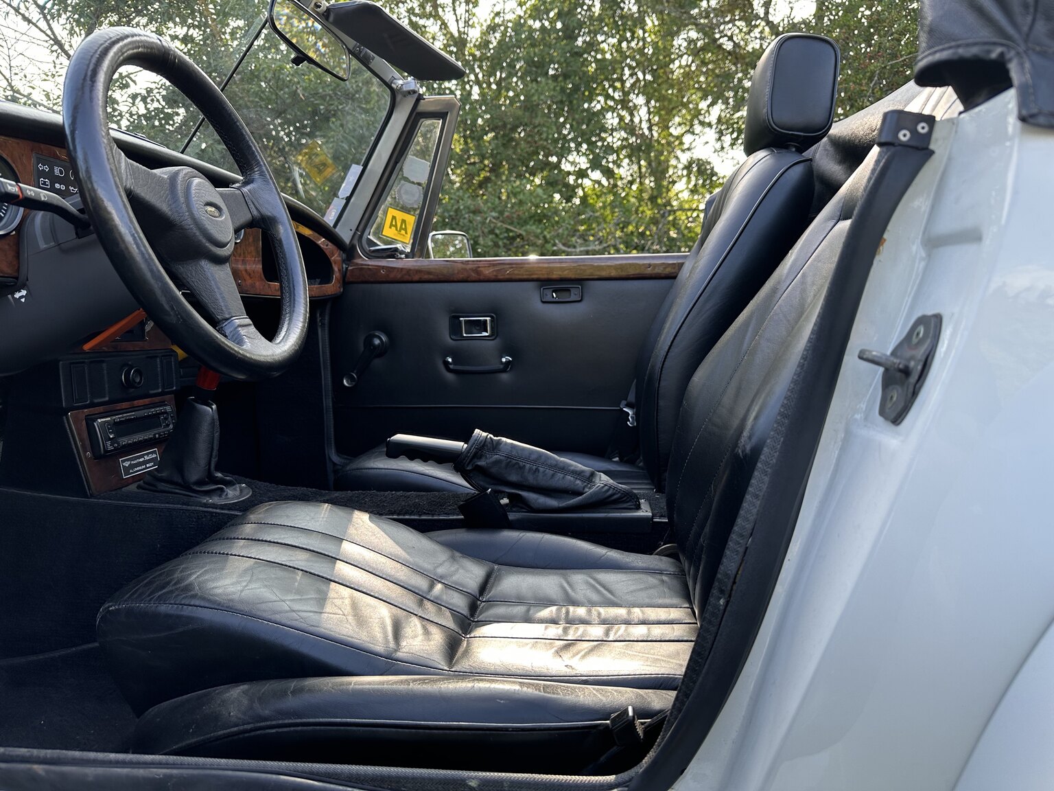 Interior image of 1988 Panther Kallista