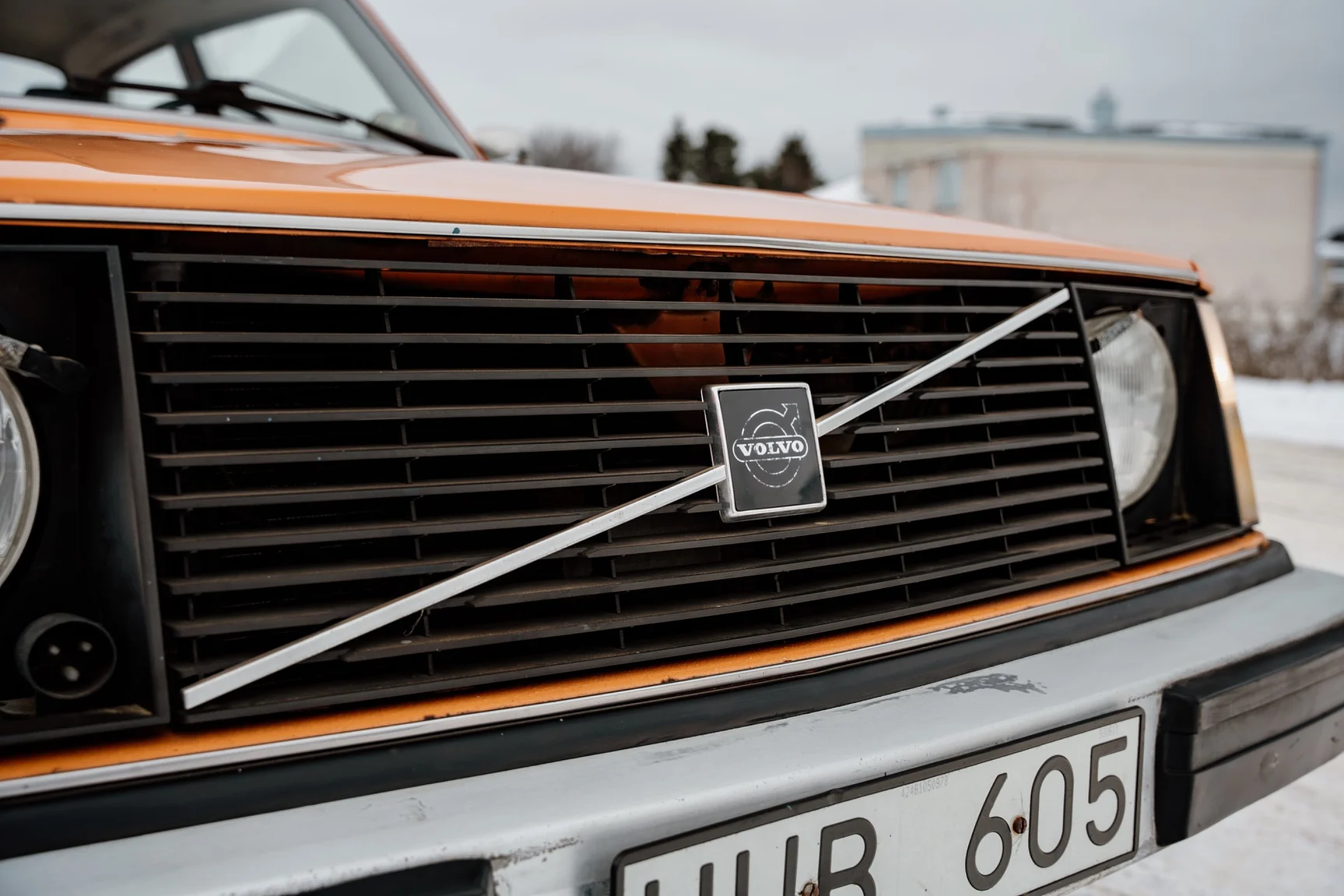 Exteriörbild på 1975 Volvo 242 2-dörrars coupé (63)