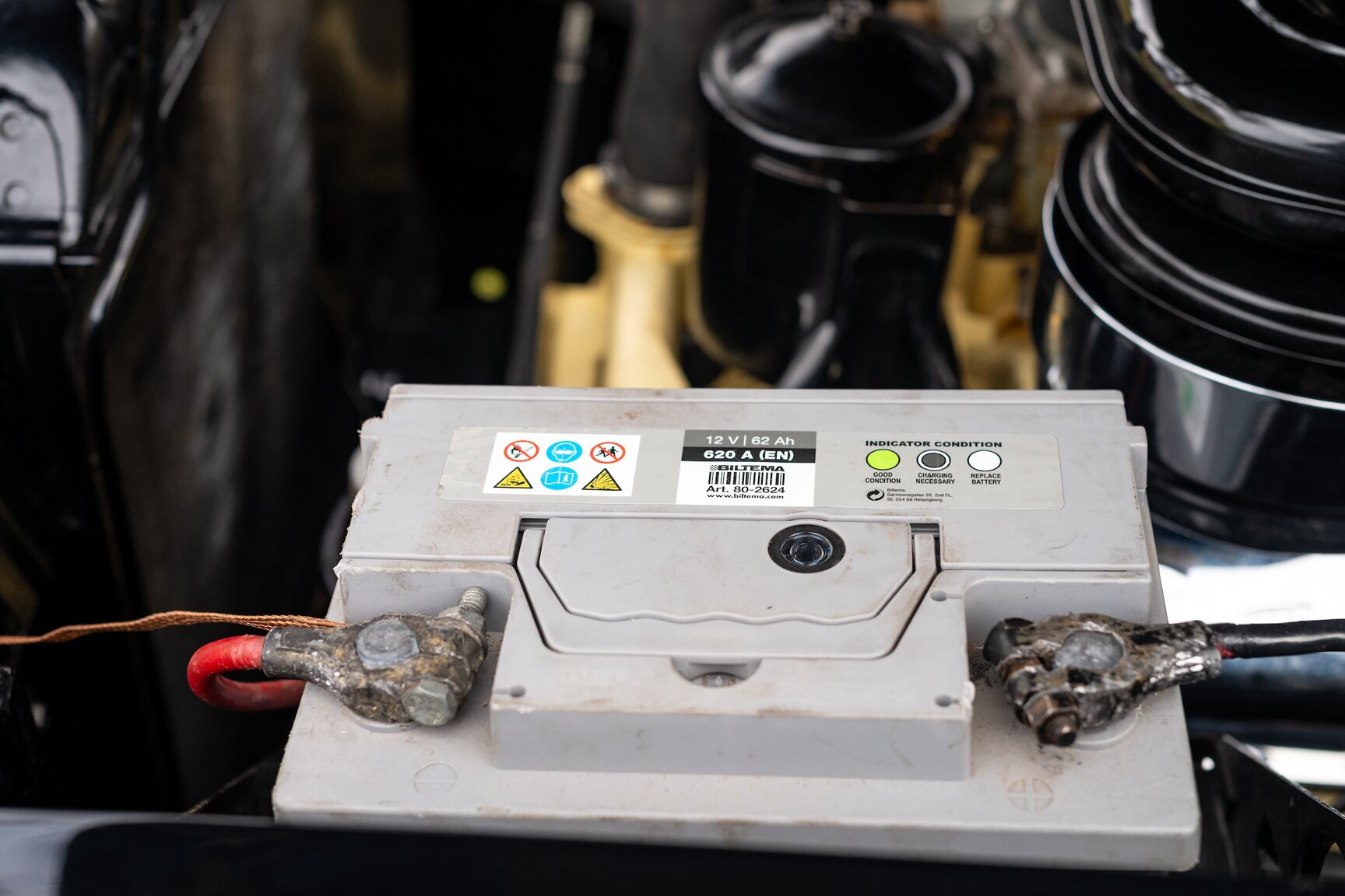 Image of 1955 Packard Caribbean Cabriolet  (16) mechanics