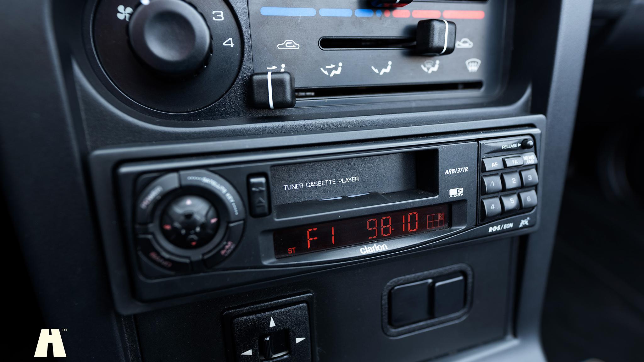 Innenraumfoto von 1997 Mazda MX-5 (62)