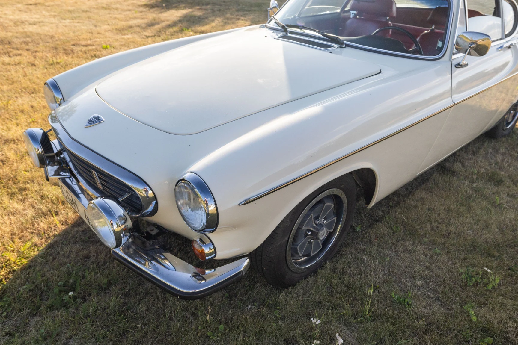 Exterior image of 1970 Volvo 1800E (10)
