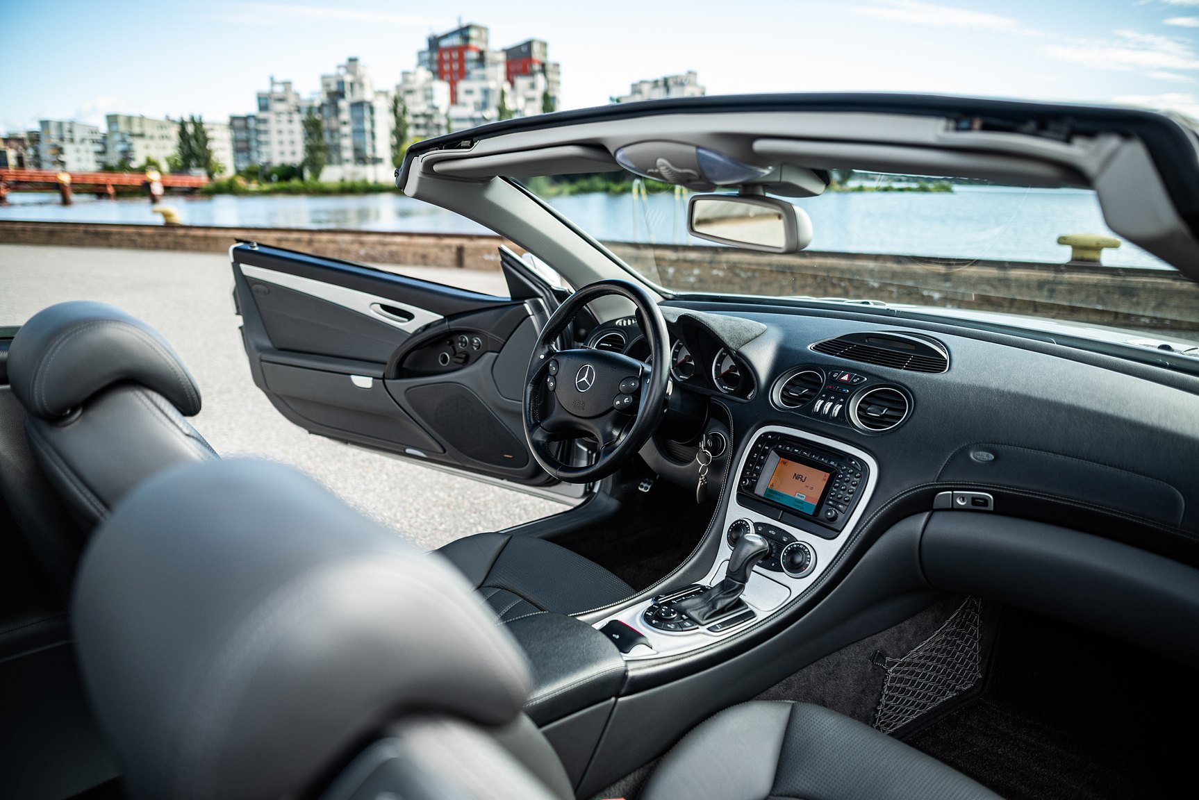 Interior image of 2002 Mercedes SL 55 AMG