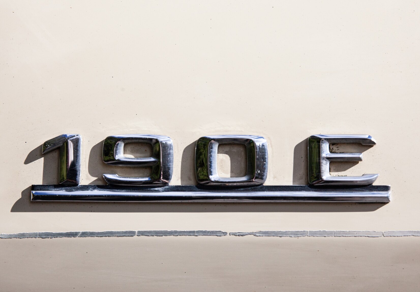 Exteriörbild på 1993 Mercedes-Benz 190 E 2.0