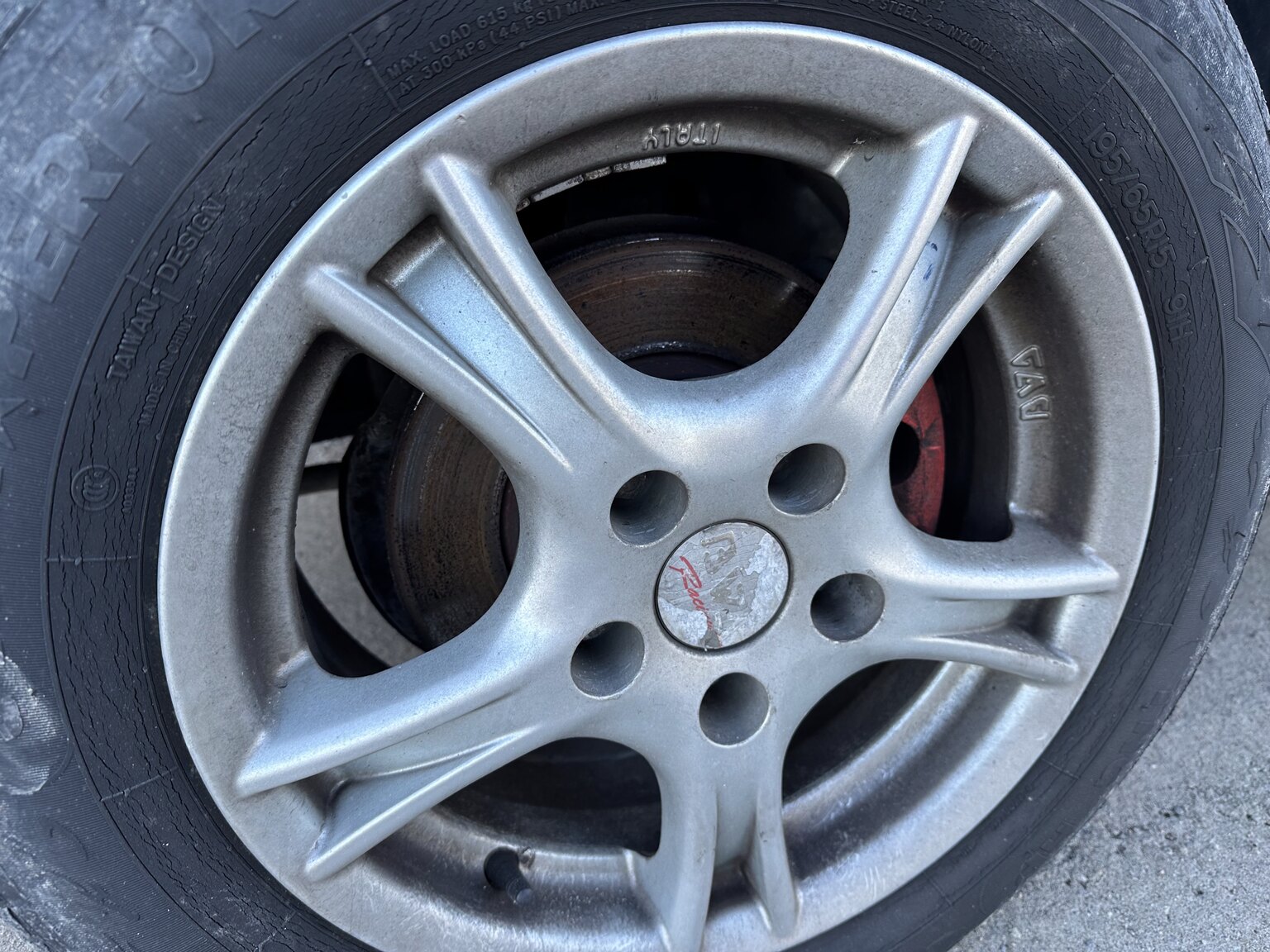 Exteriörbild på 1988 Mercedes-Benz 190 E 2.3 (46)