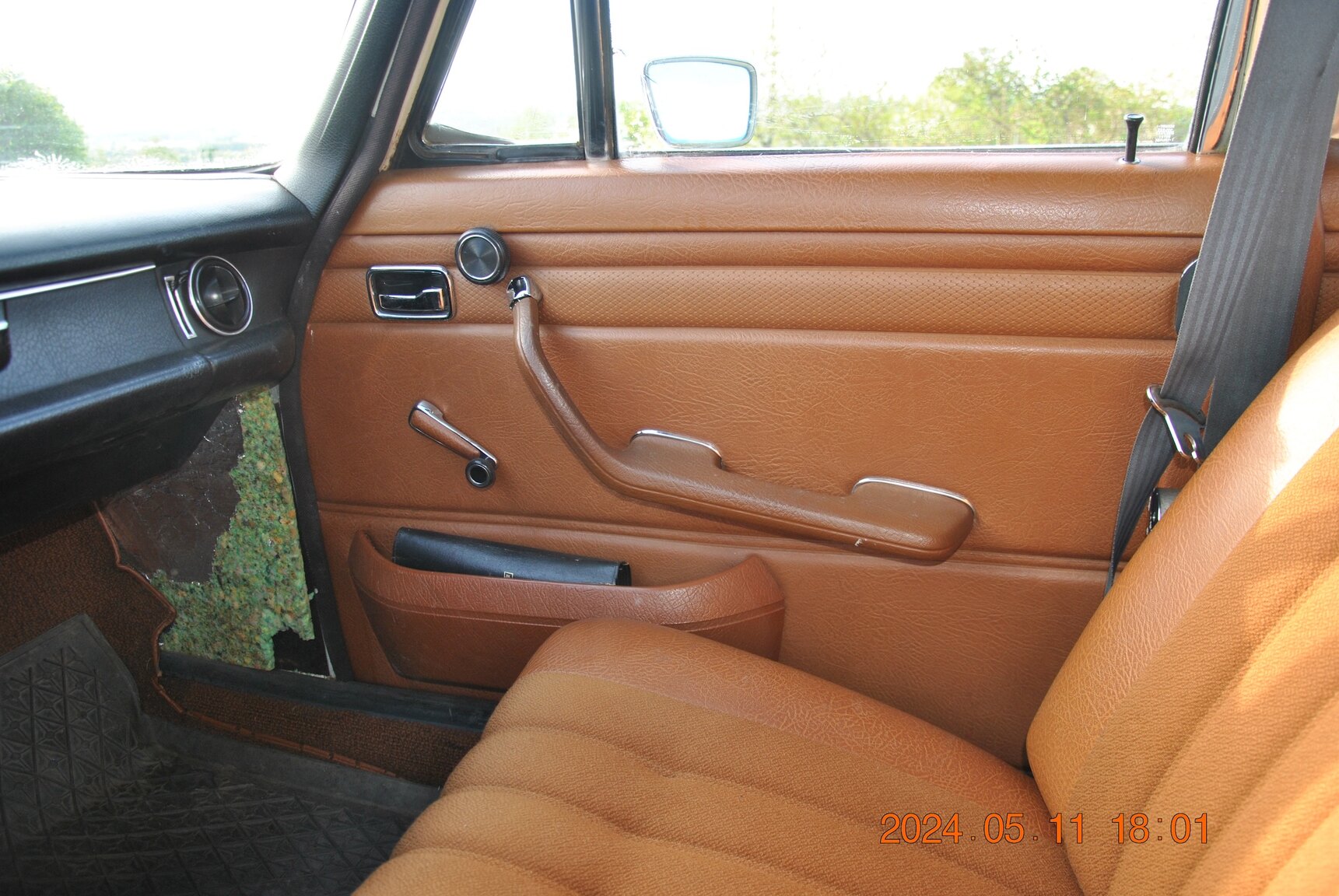Interiörbild 1971 Mercedes-Benz 220D