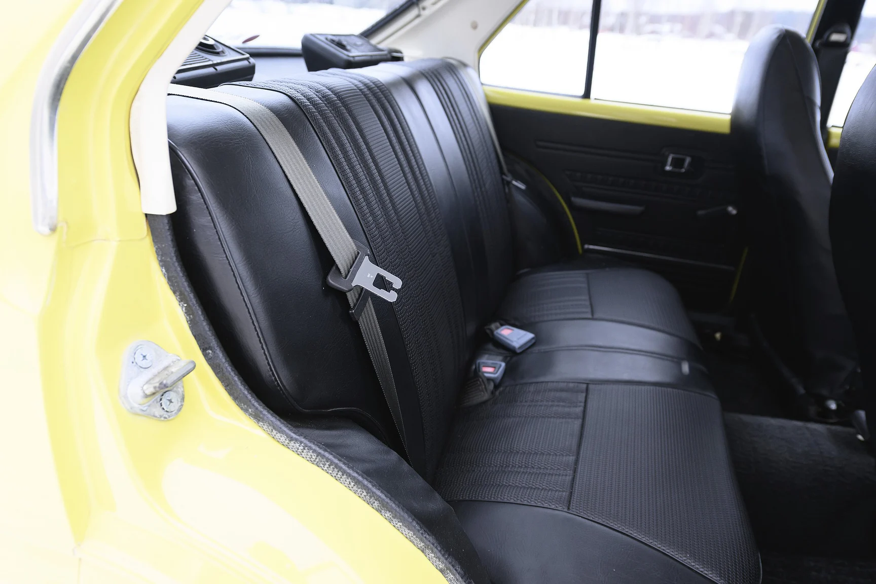 Interiörbild 1975 Toyota Corolla KE30 (18)