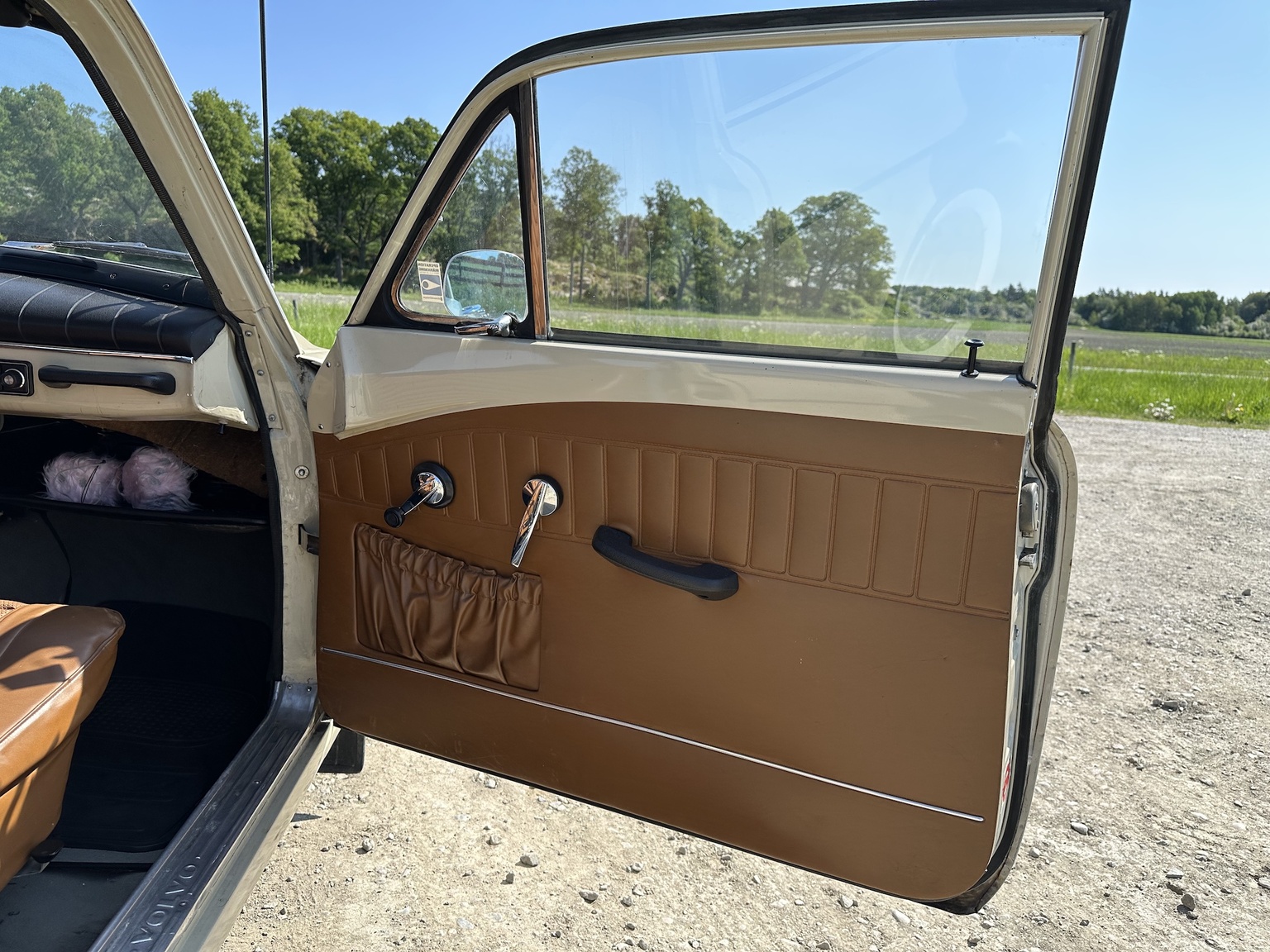 Interior image of 1968 Volvo Amazon 121