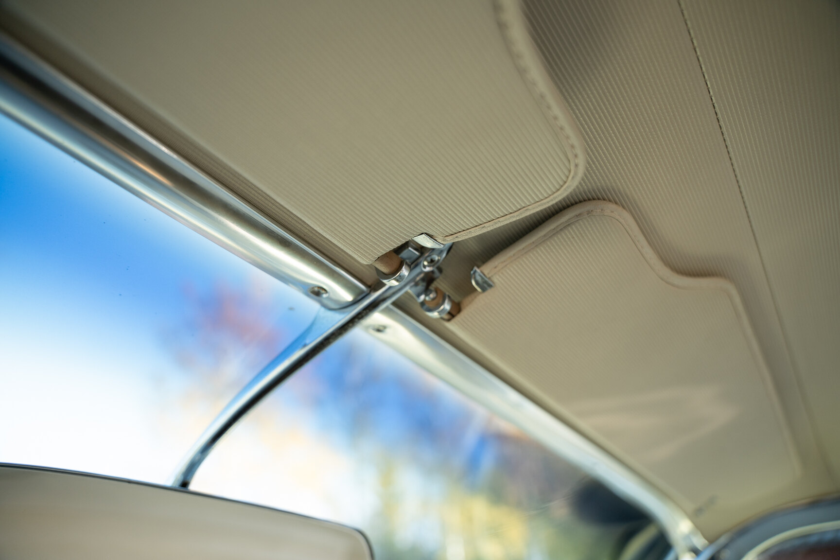 Innenraumfoto von 1962 Cadillac Coupé De Ville