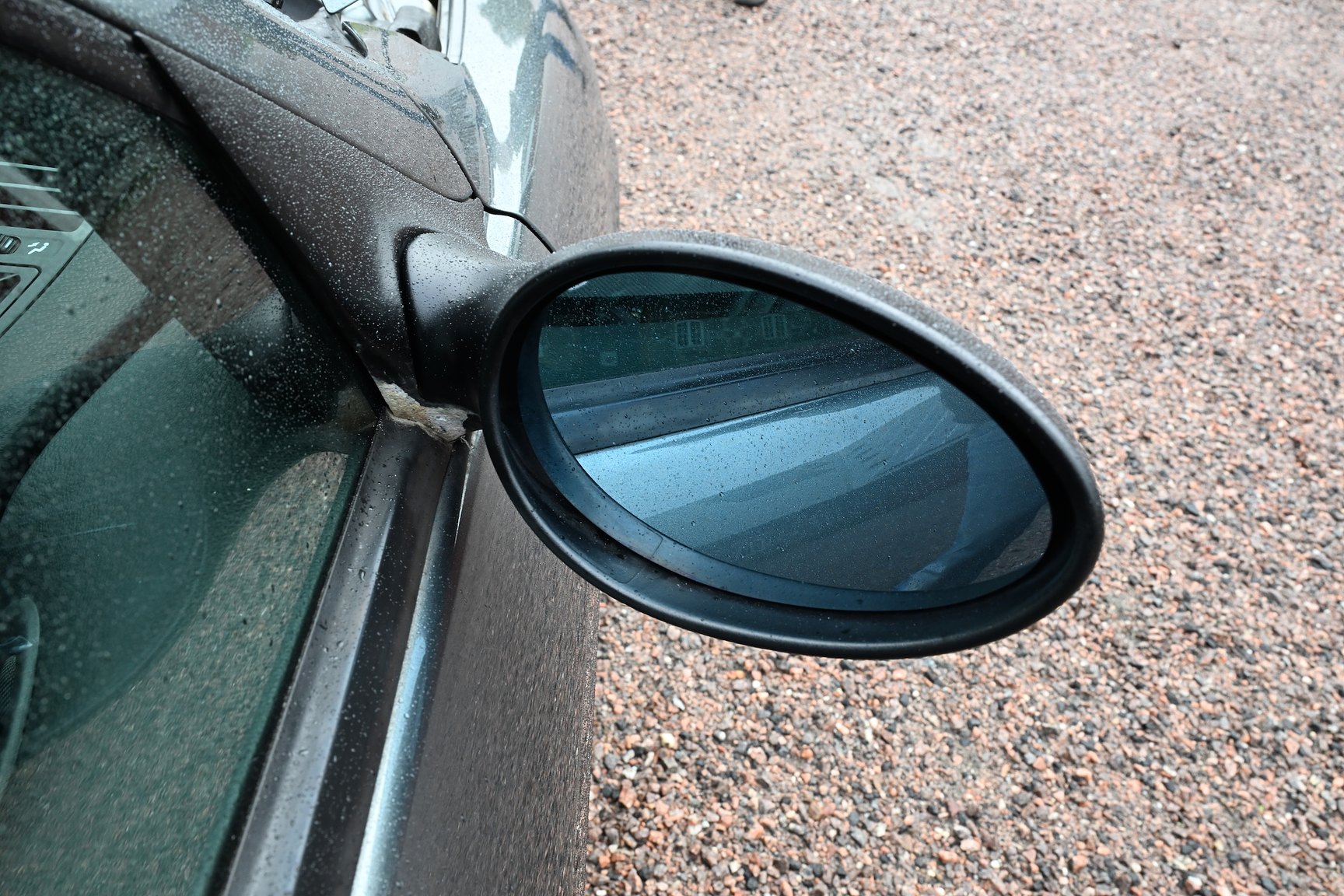 Exteriörbild på 2000 Alfa Romeo 156 Sportwagon TS Selespeed Distinctive