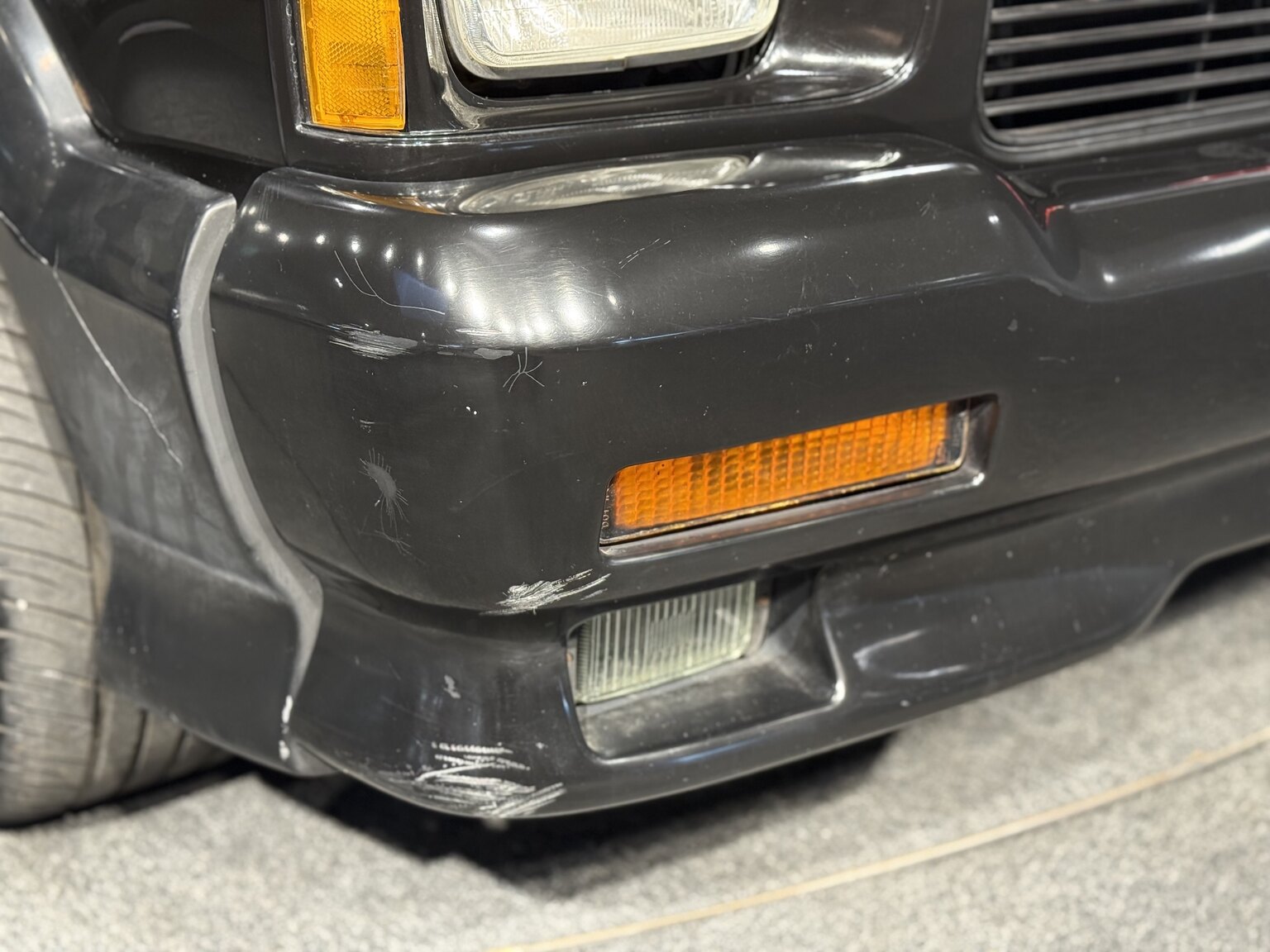 Exterior image of 1992 GMC Typhoon 