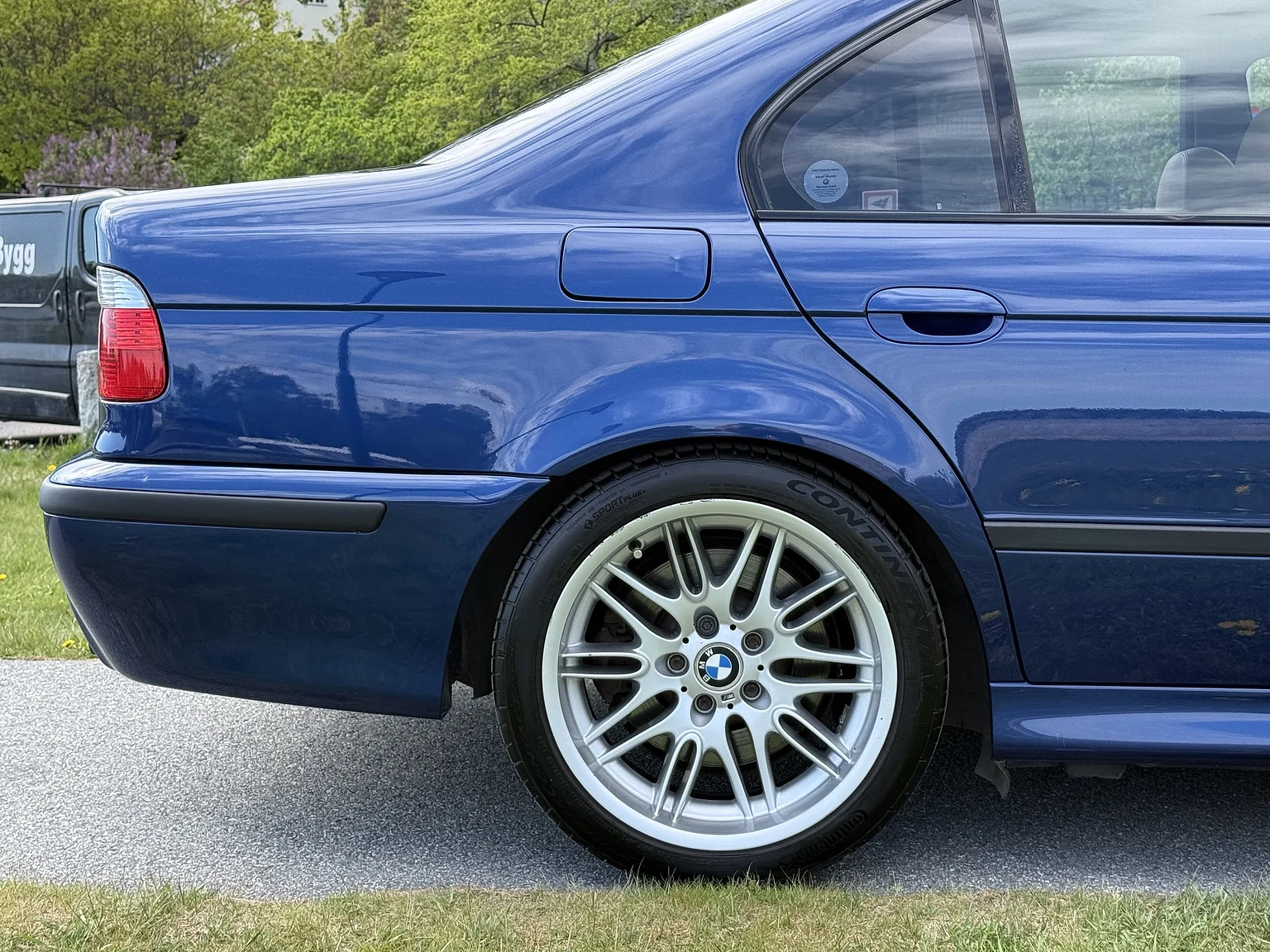 Aussenfoto 2001 BMW M5 E39 LCI (41)