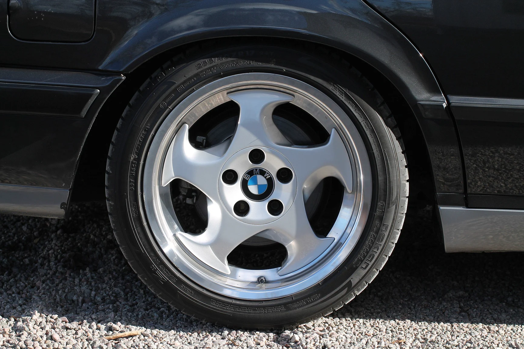 Exteriörbild på 1993 BMW E34 M5 Touring  (90)