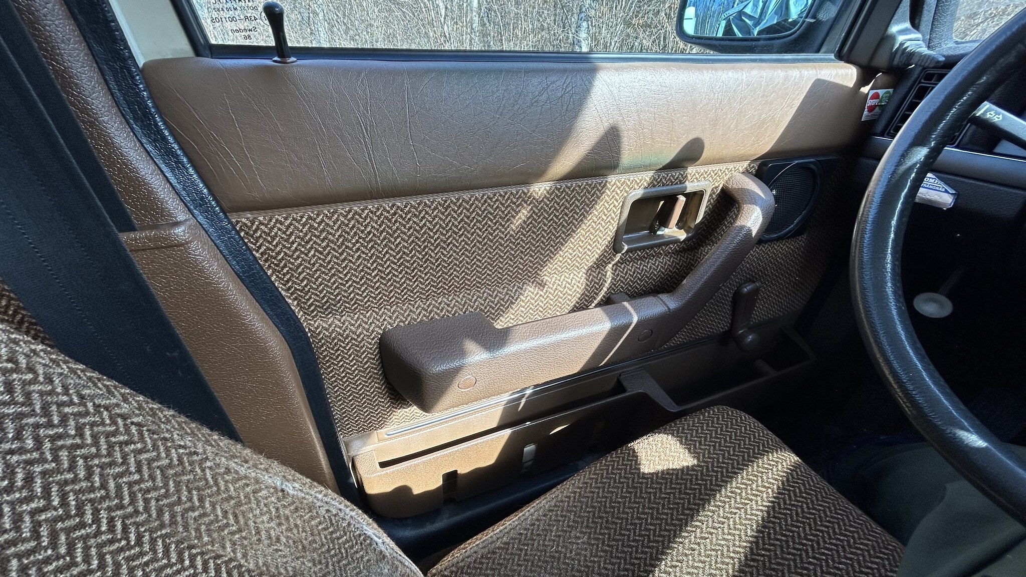 Interior image of 1987 Volvo 244