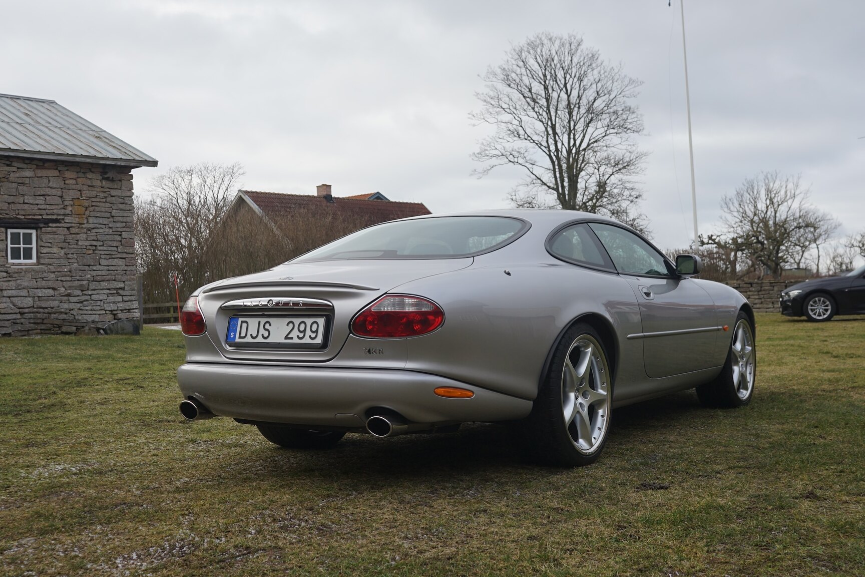 Exterior image of 2001 Jaguar XKR Silverstone