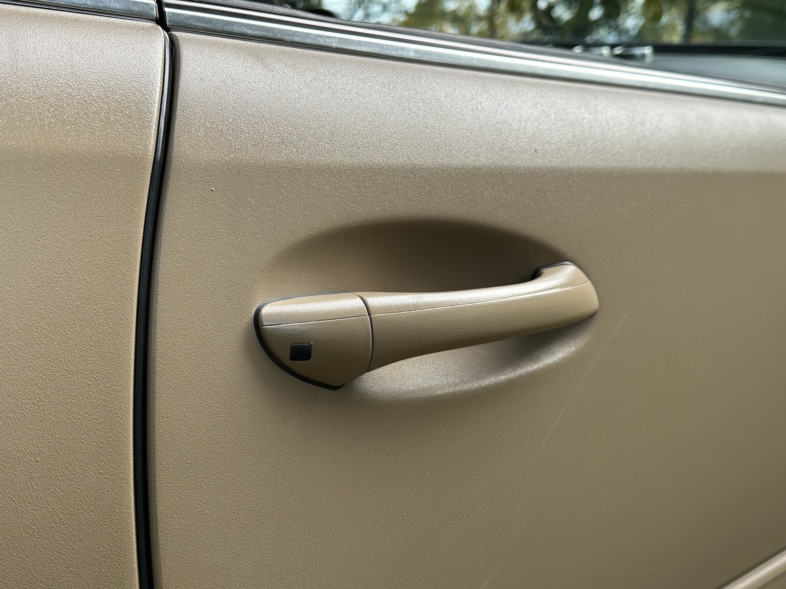 Exterior image of 2001 Mercedes-Benz CL600/ML 55 AMG