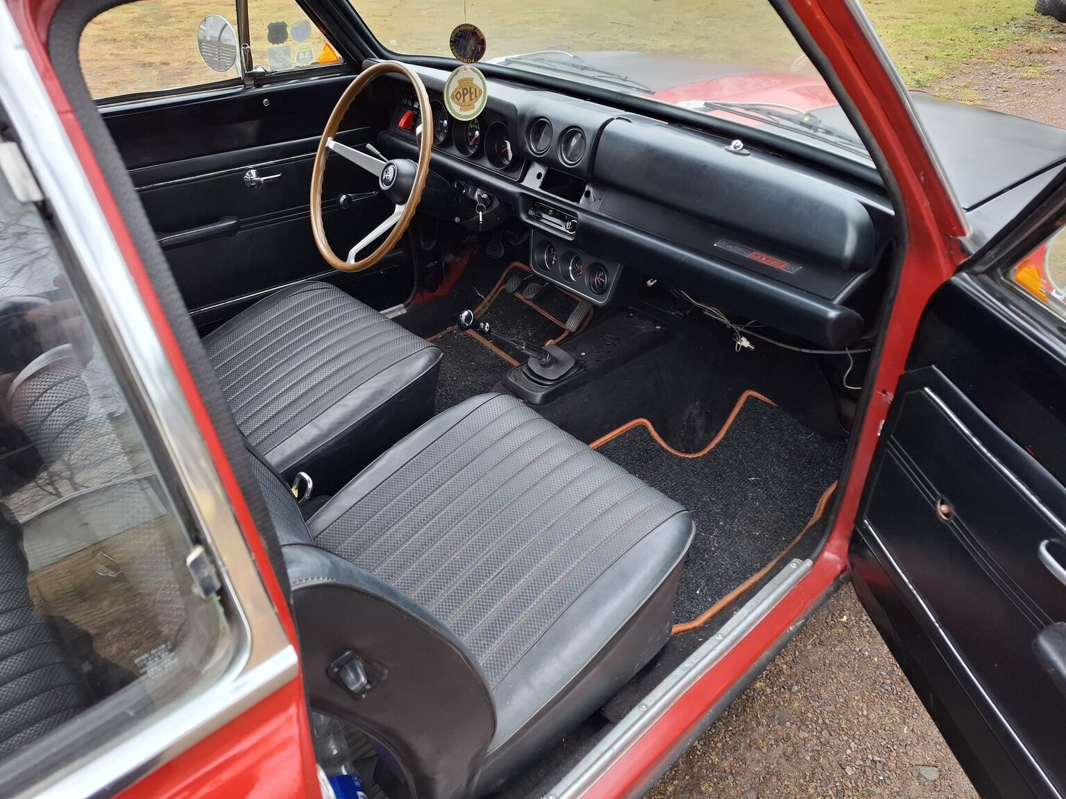 Interior image of 1969 Opel Kadett B rallye