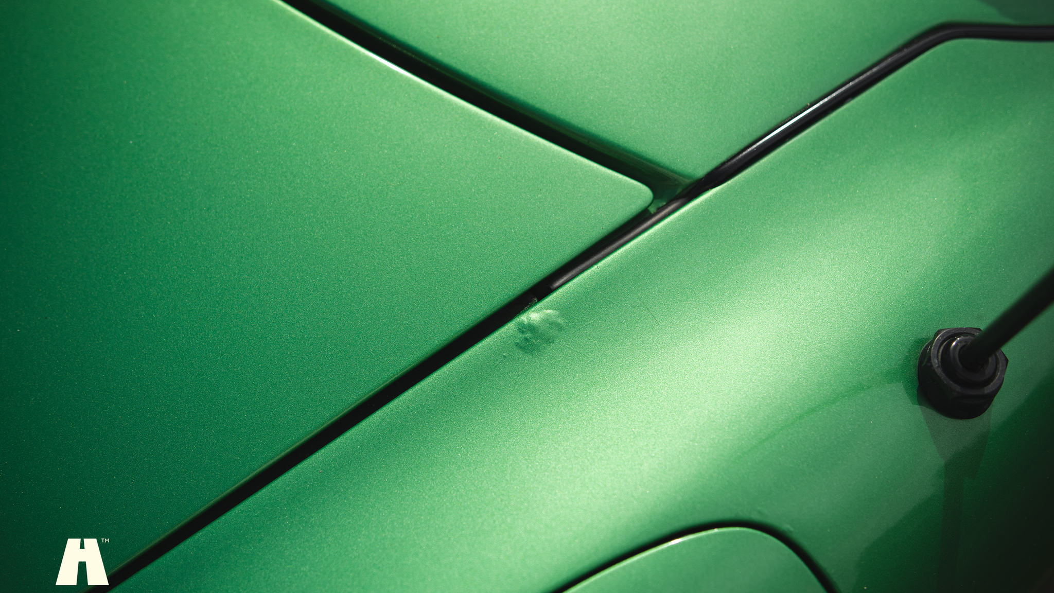Exterior image of 1976 Porsche 911 Targa
