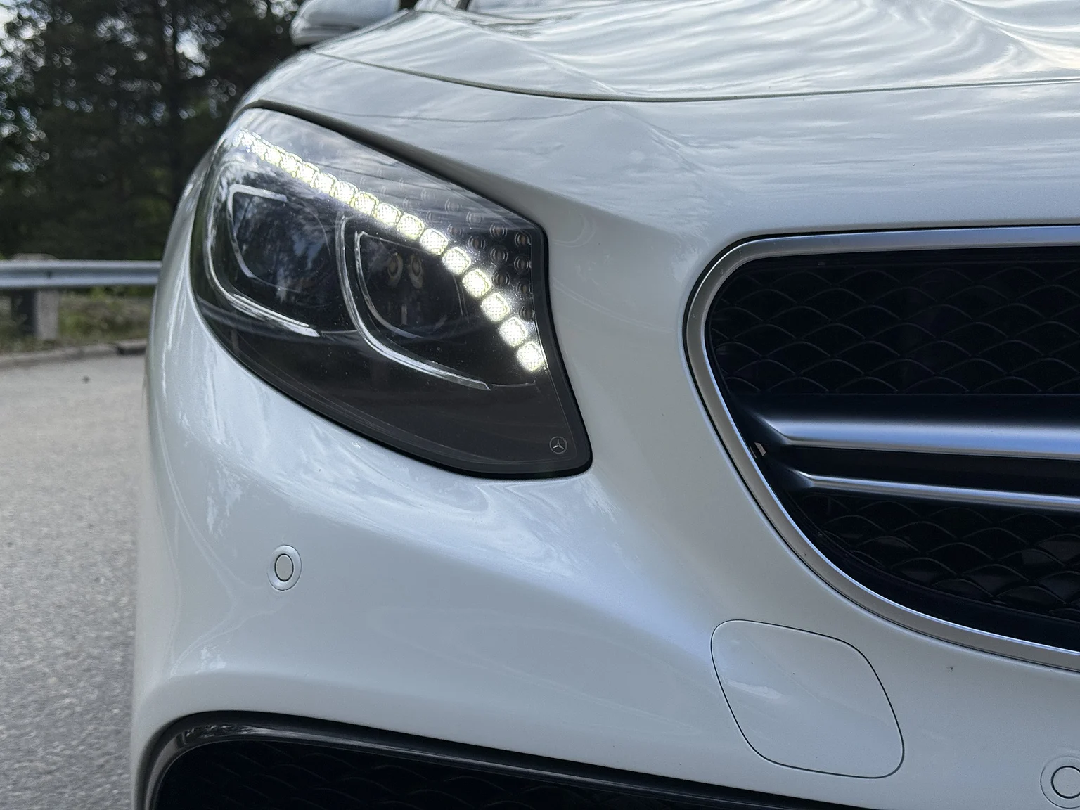 Aussenfoto 2016 Mercedes-Benz S 63 AMG 4MATIC (19)