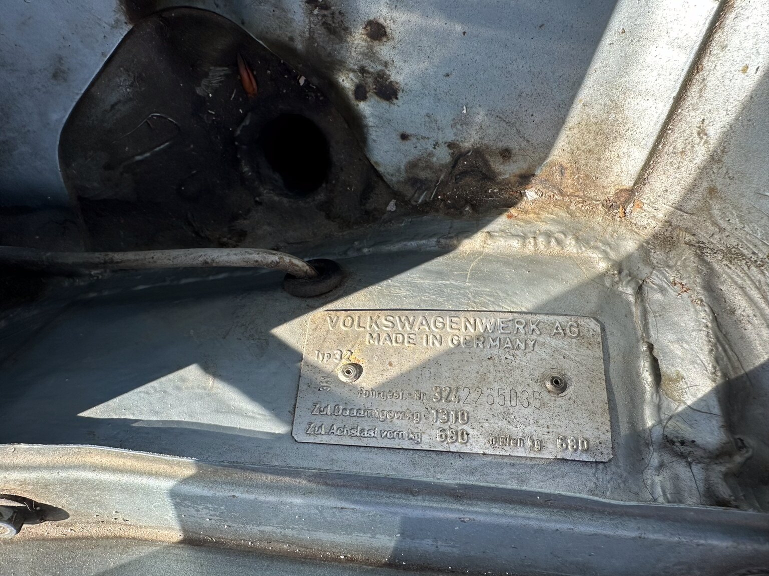 Interior image of 1974 Volkswagen Passat Two Door