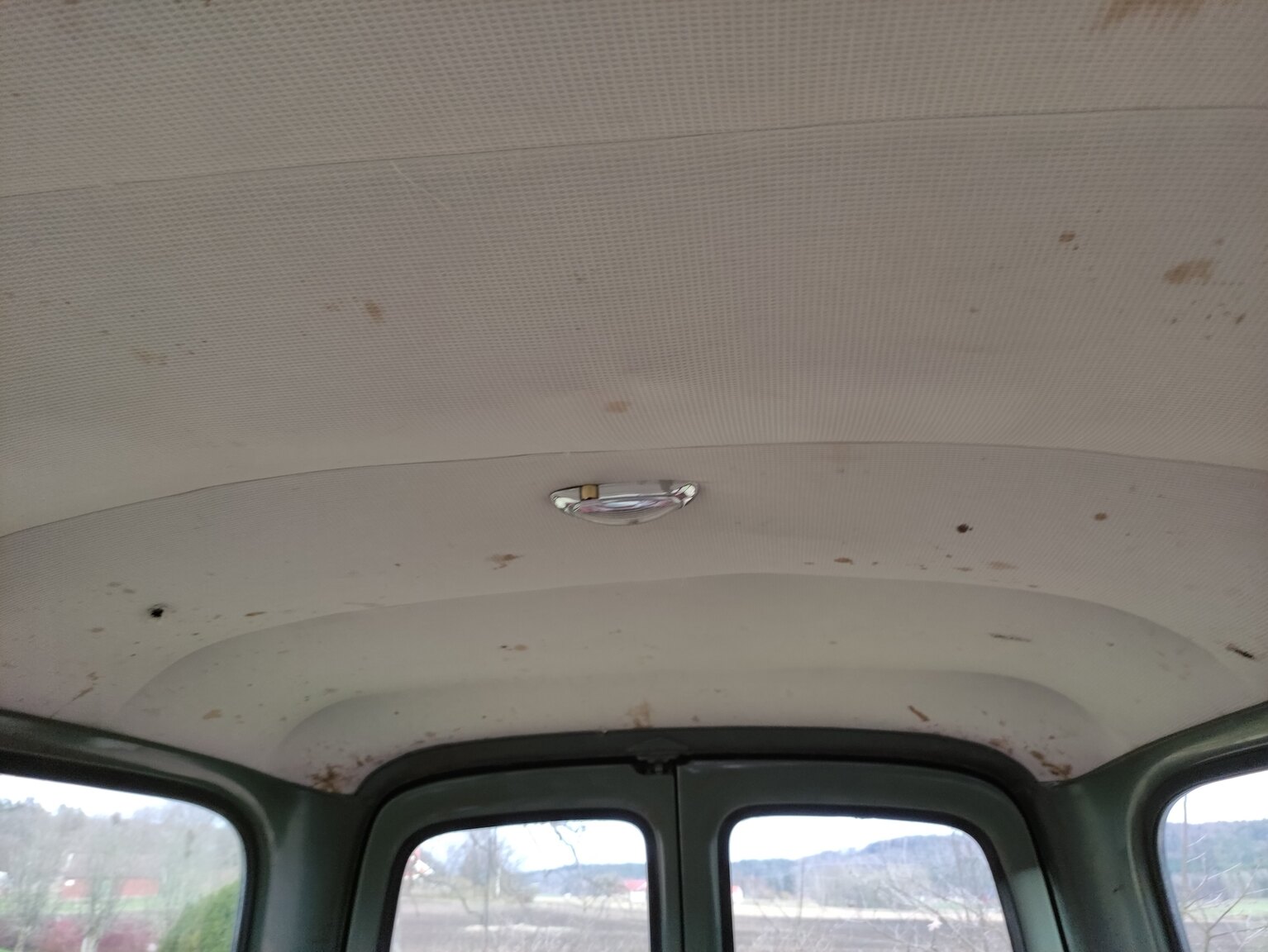 Interior image of 1960 Volvo P210 Duett