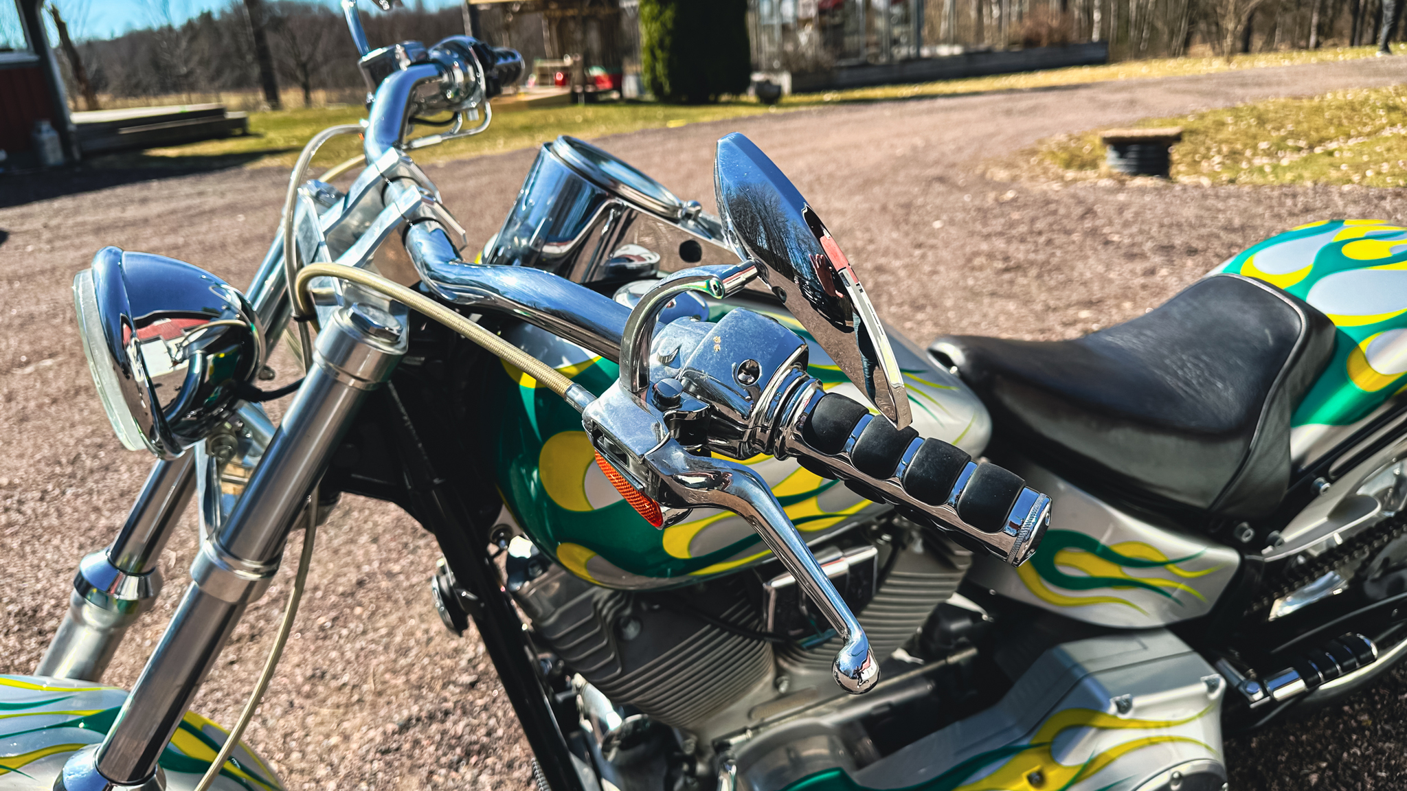 Exteriörbild på 2000 Harley-Davidson FXST Custom