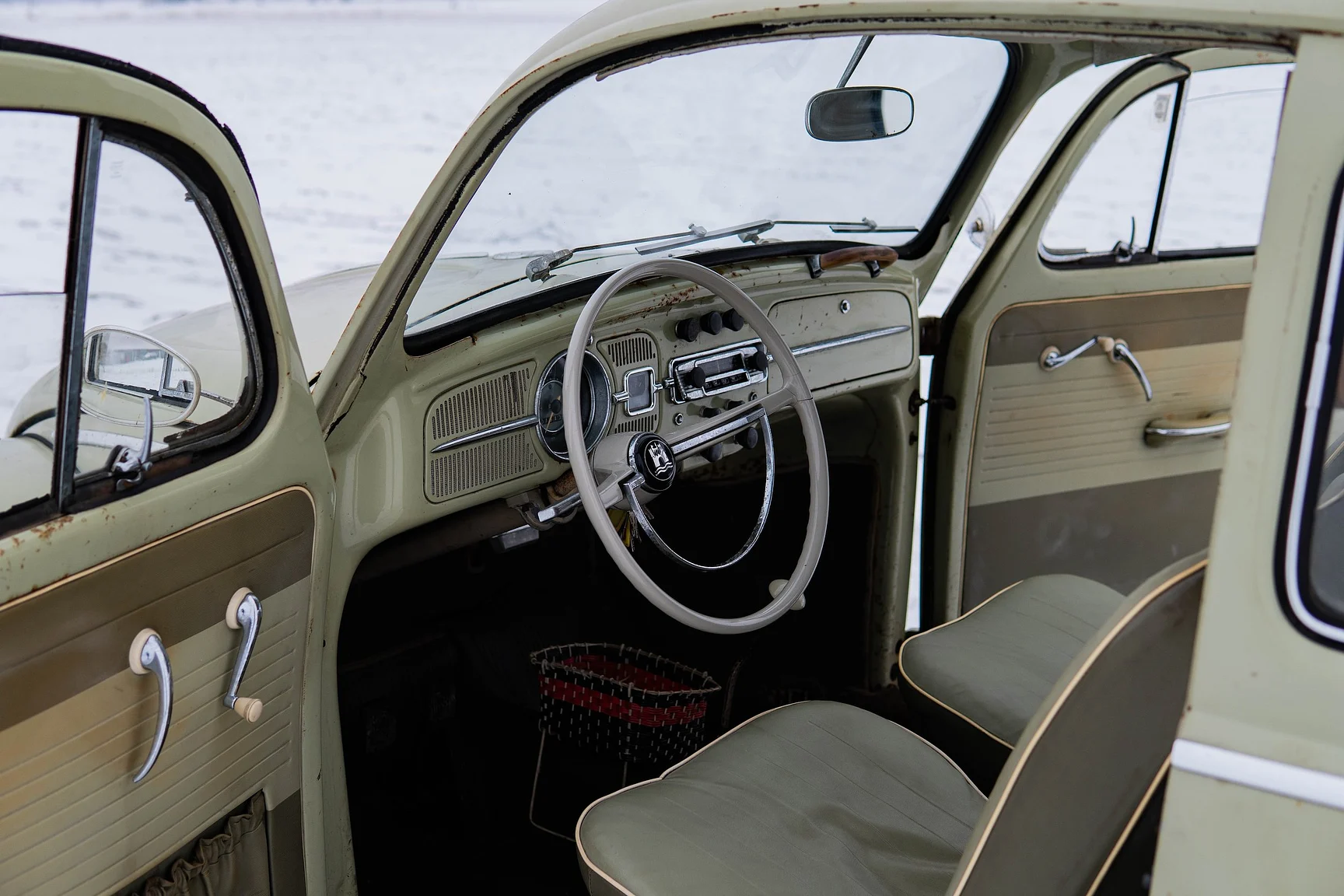 Interior image of 1959 Volkswagen 1200 (1)